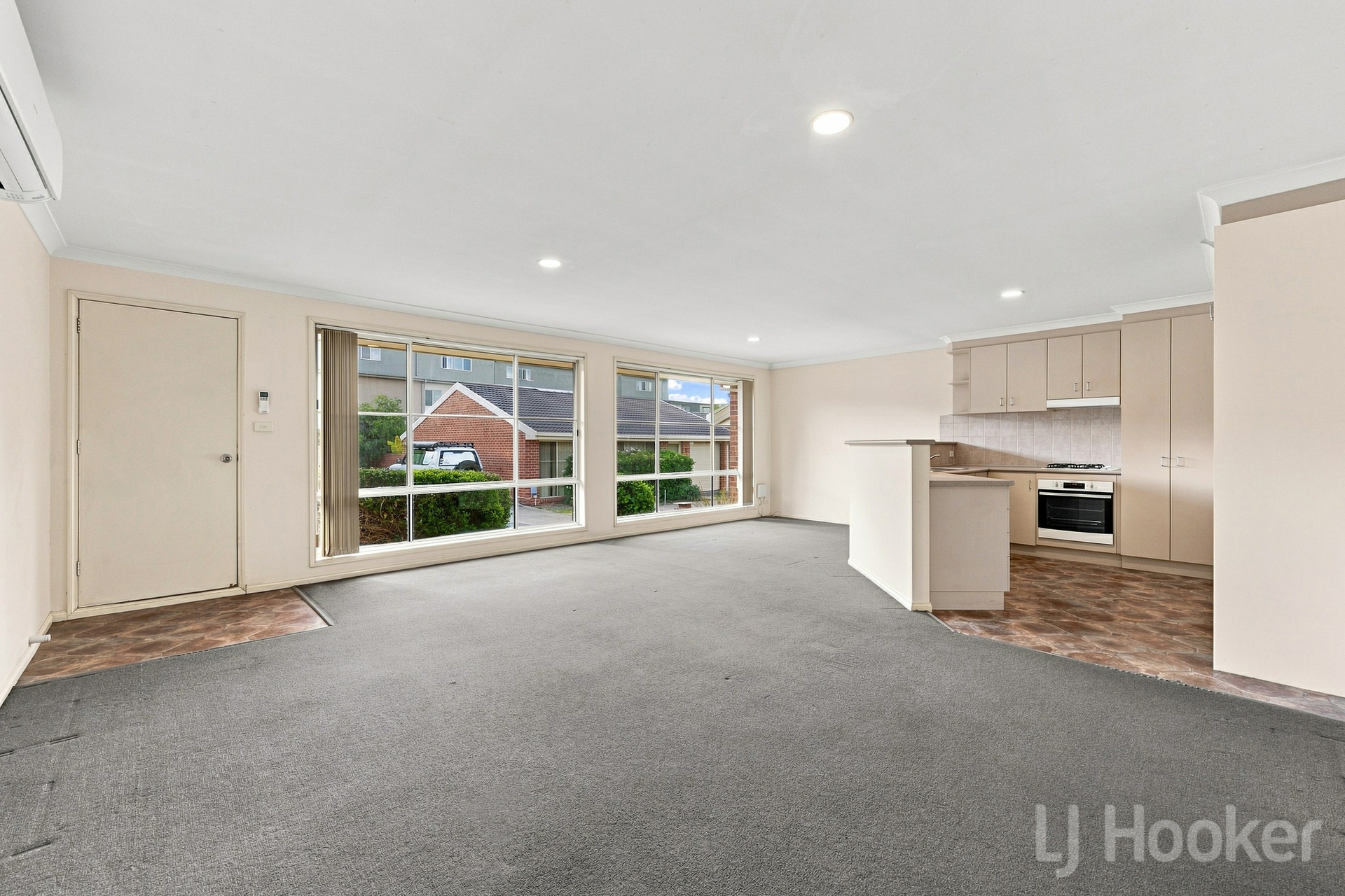 8/157-159 Uriarra Road — photo 5 of 14