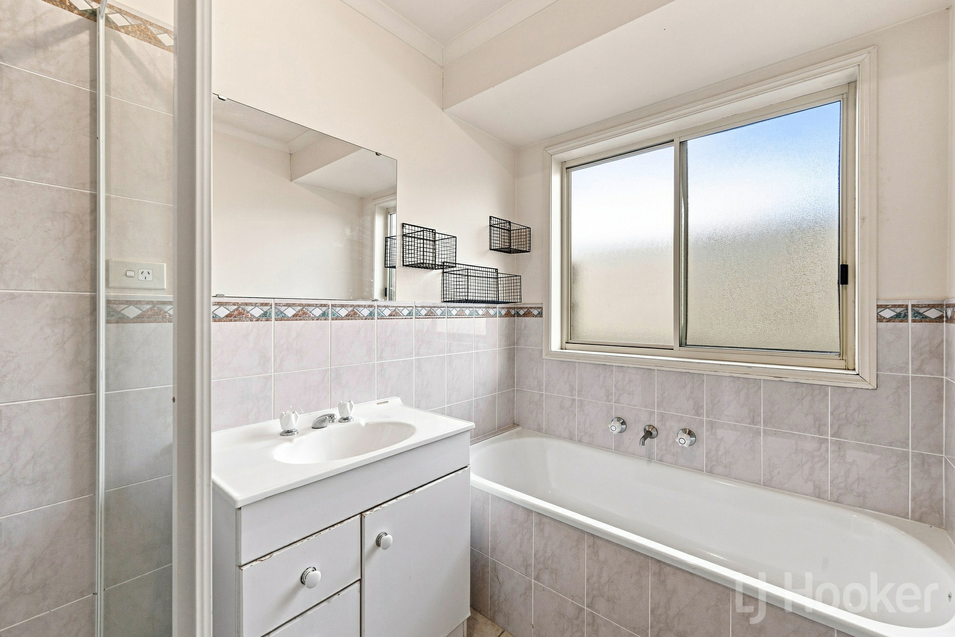 8/157-159 Uriarra Road — photo 8 of 14