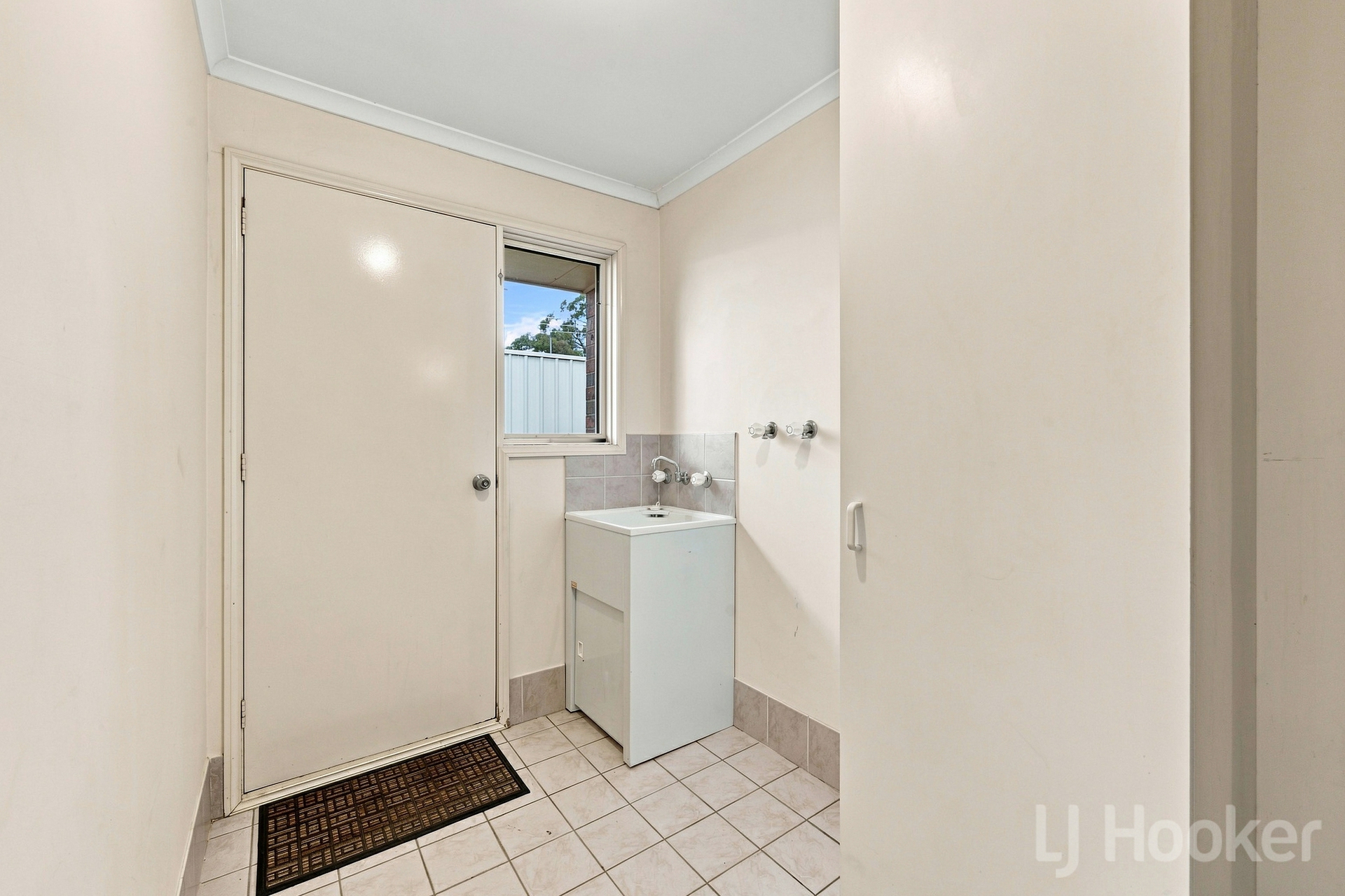 8/157-159 Uriarra Road — photo 11 of 14