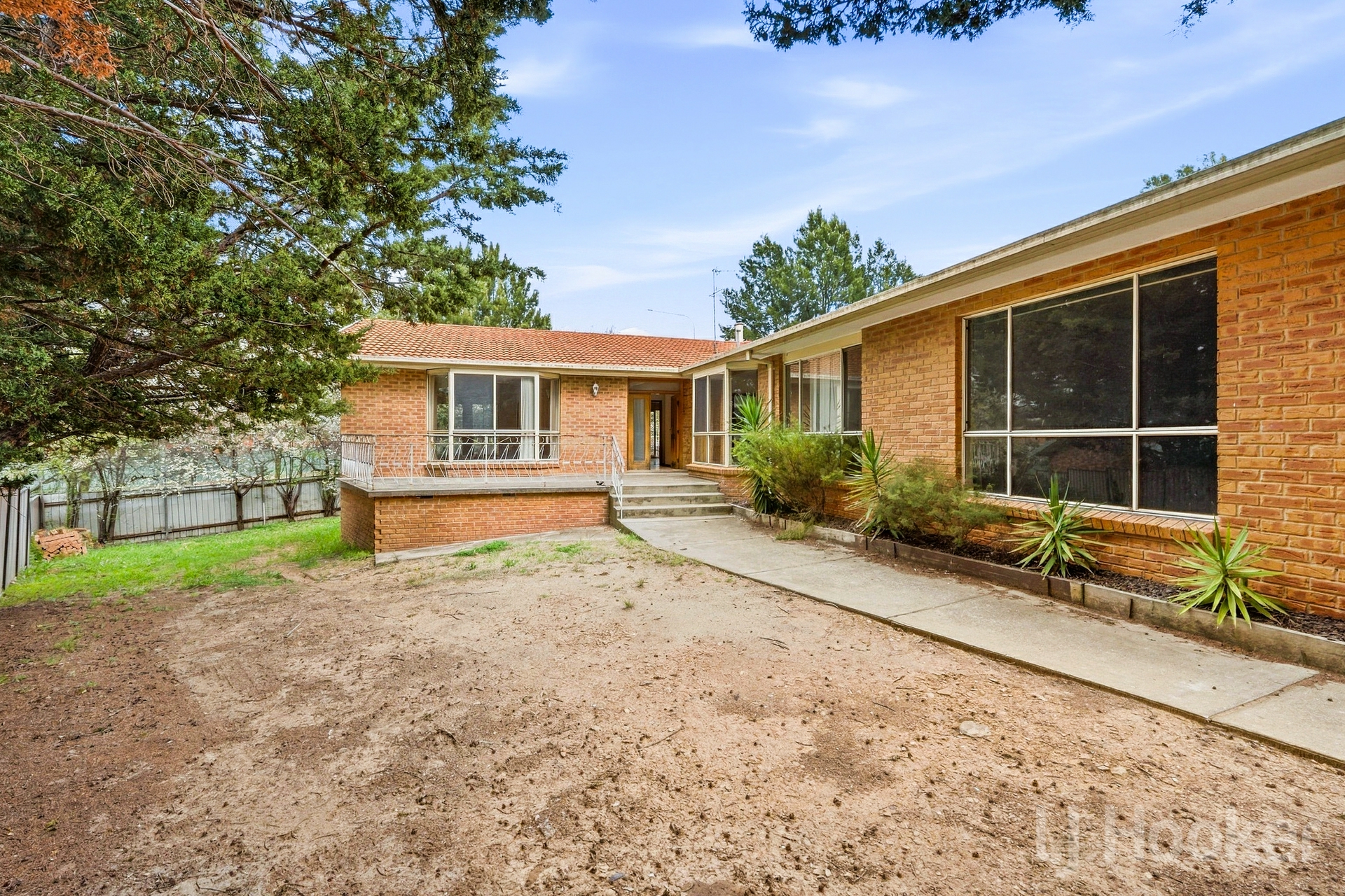 12 Russell Place — photo 3 of 26