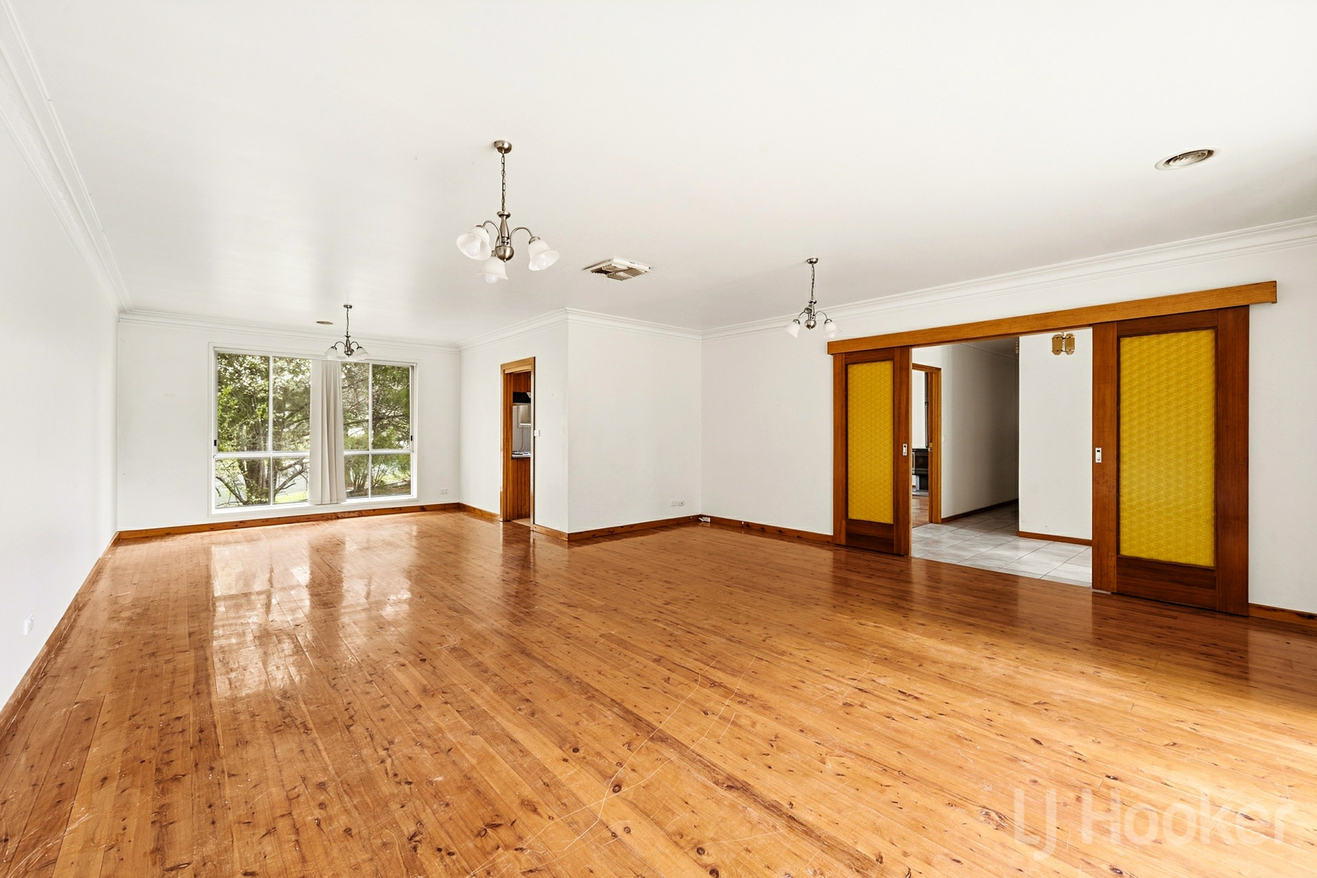 12 Russell Place — photo 13 of 26