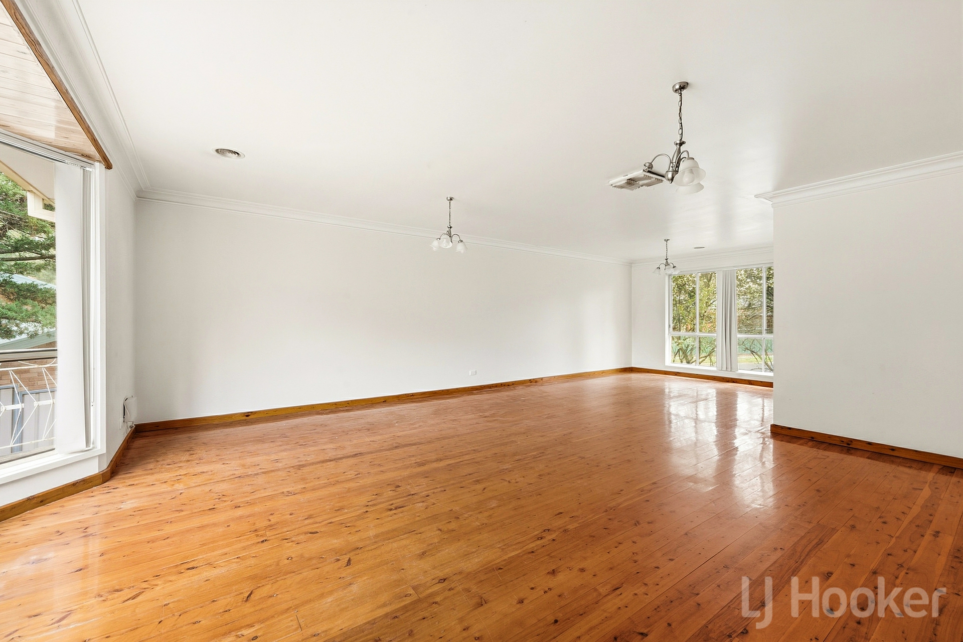 12 Russell Place — photo 14 of 26