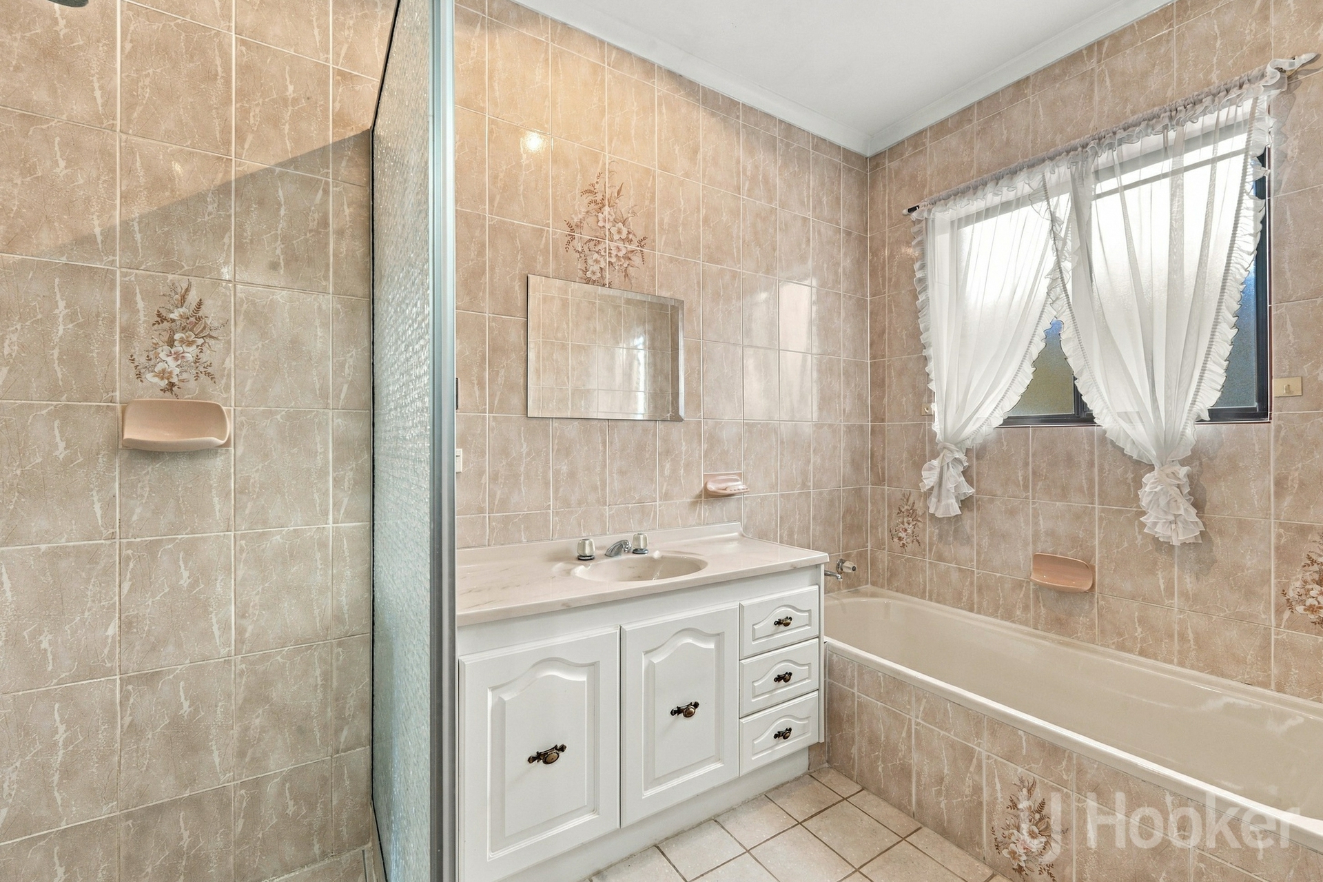 40 Sassafras Crescent — photo 12 of 20