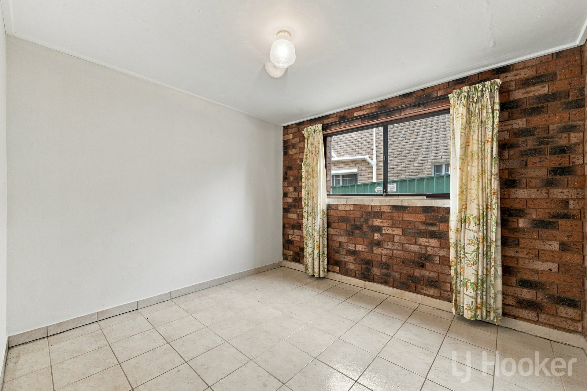 40 Sassafras Crescent — photo 15 of 20