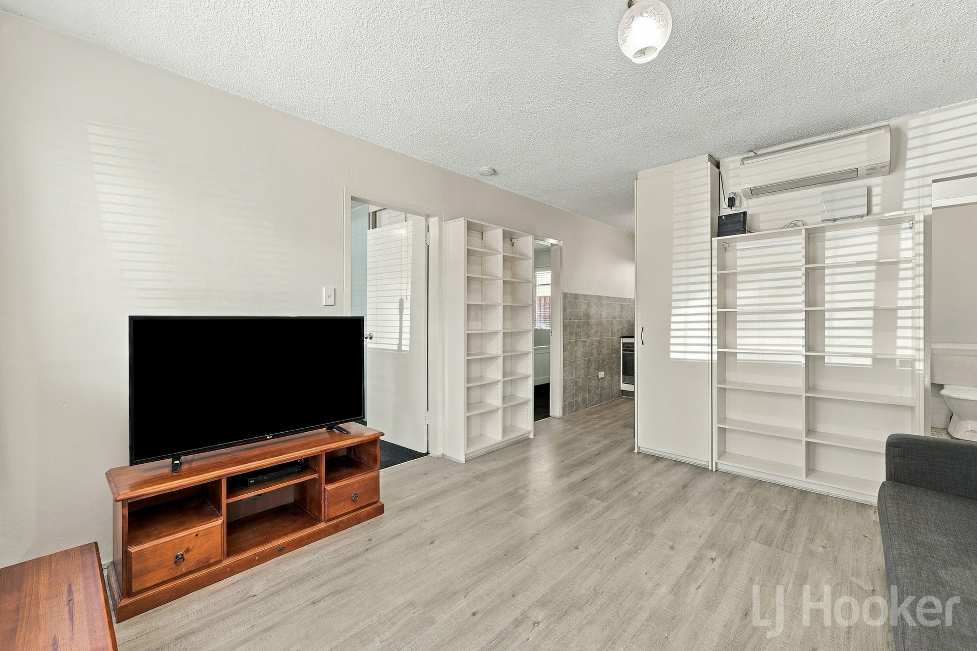 13/38 Isabella Street — photo 6 of 12
