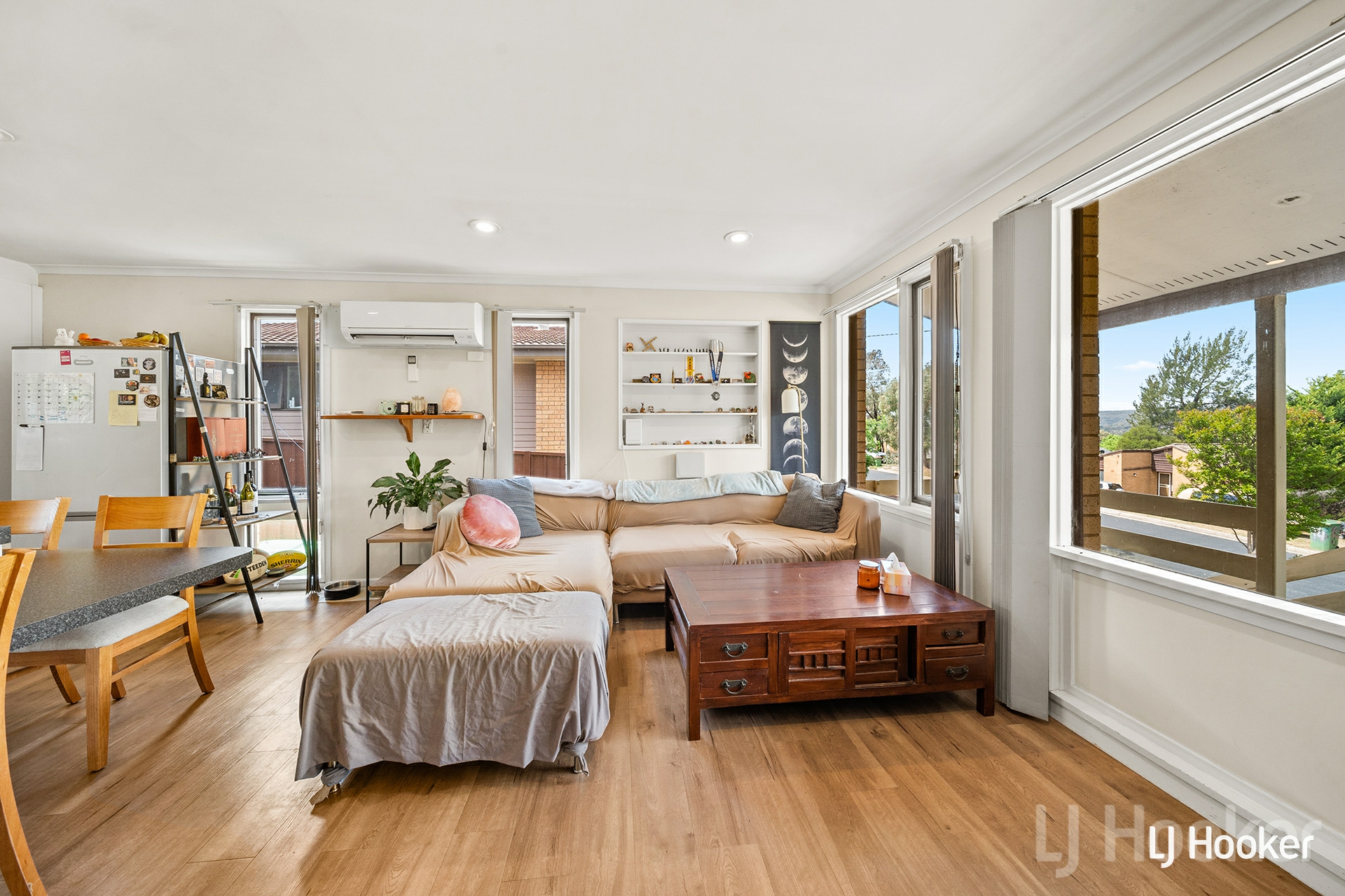 15 Eugenia Street — photo 4 of 8