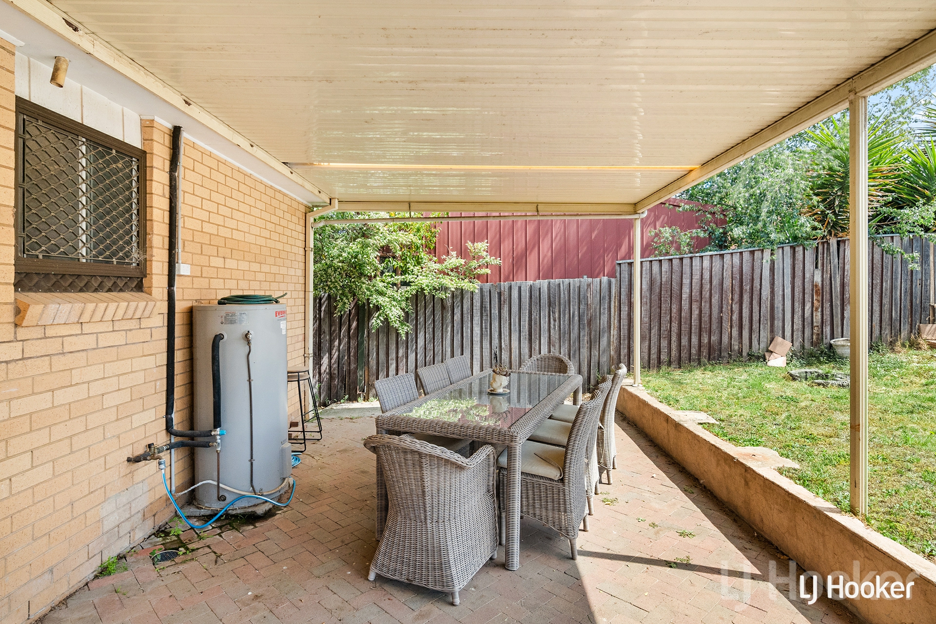 15 Eugenia Street — photo 8 of 8