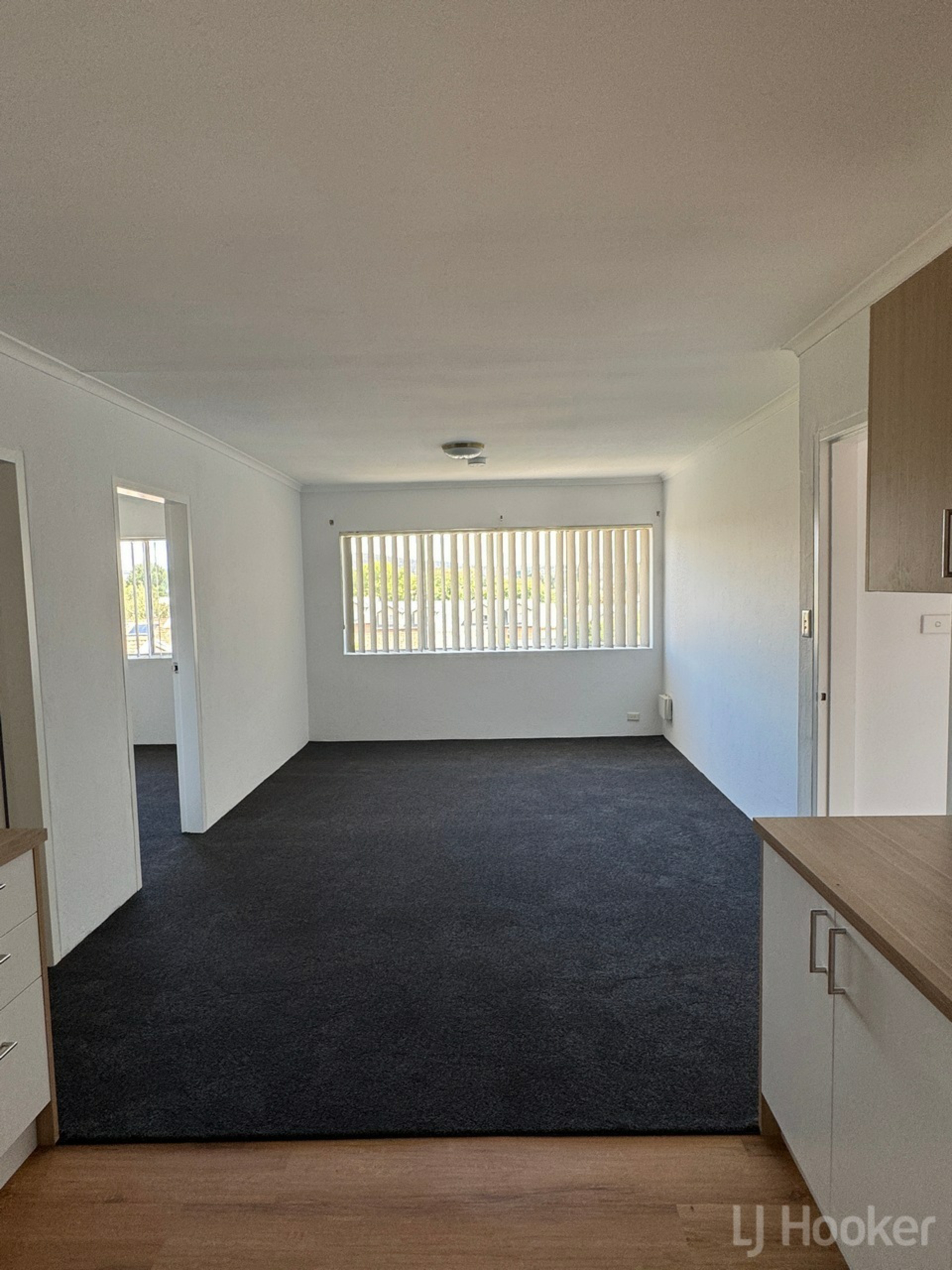 24/67 Macquoid Street — photo 4 of 6