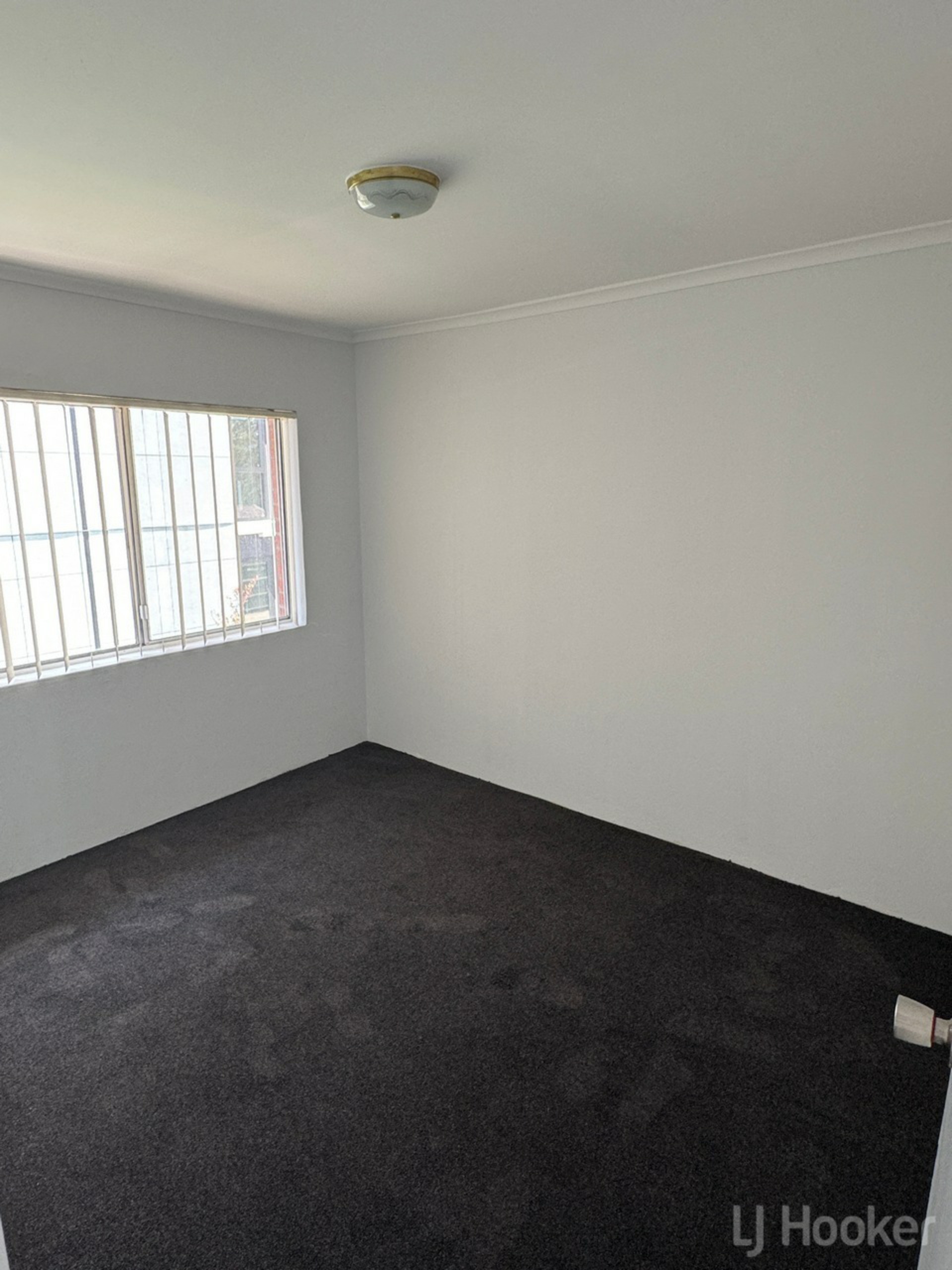24/67 Macquoid Street — photo 6 of 6