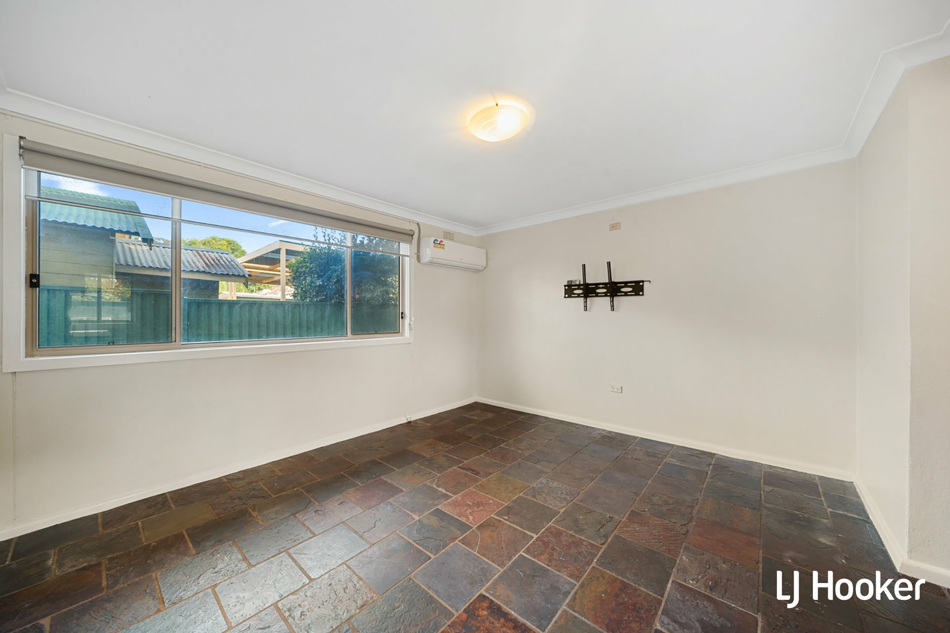 3/7 Munro Road — photo 12 of 17