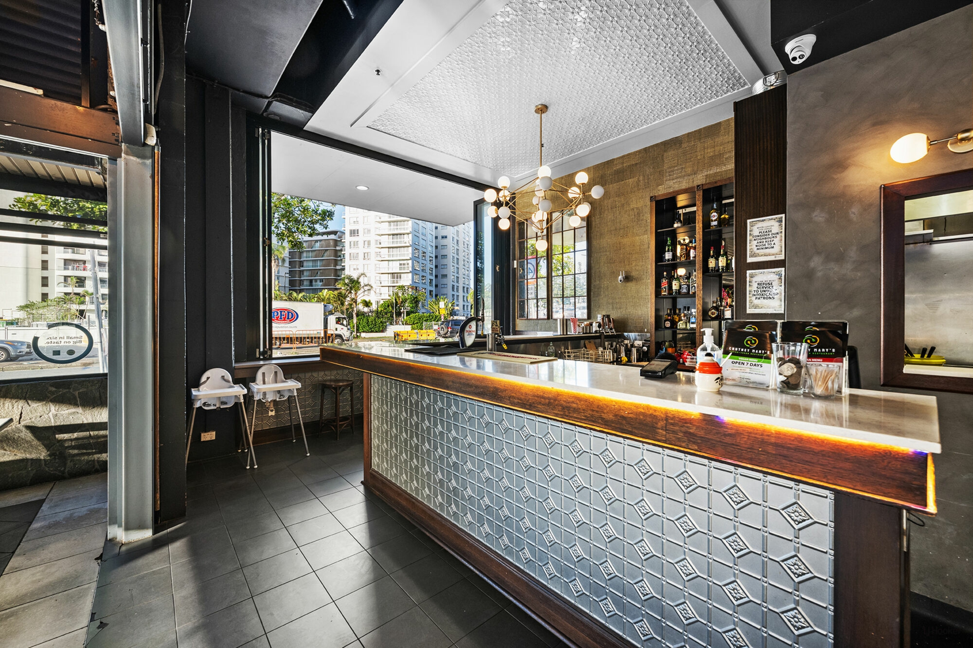 1/1638 Gold Coast Highway, BURLEIGH HEADS