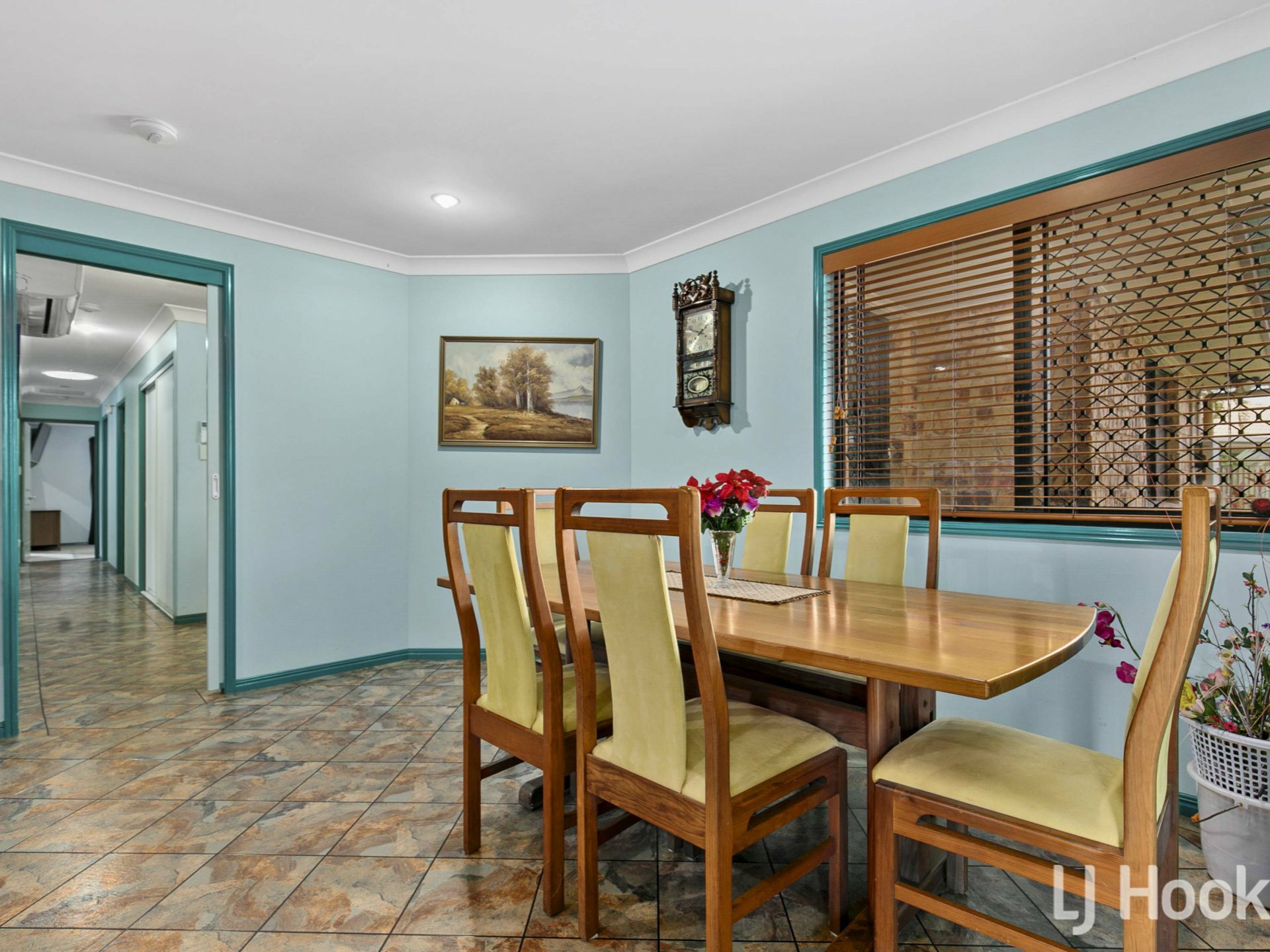 9 Boleyn Place, TORQUAY