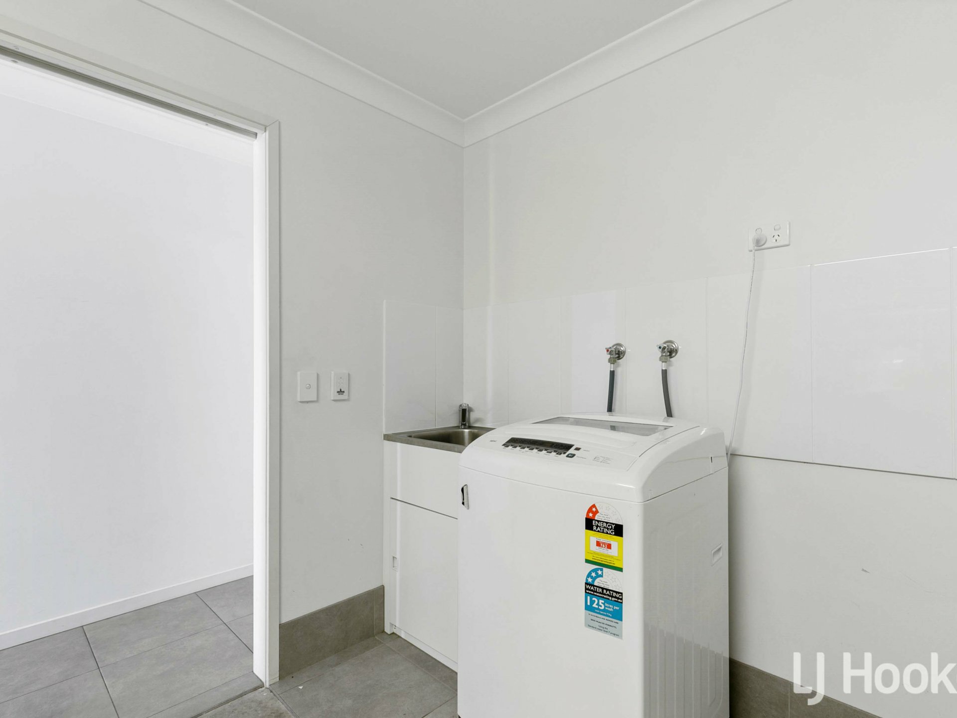 51A Bradman Way, URANGAN
