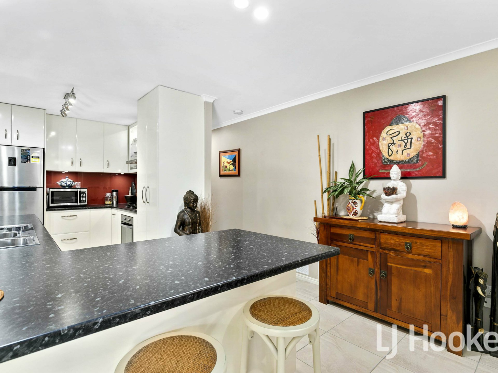 12 Dean Court, URRAWEEN