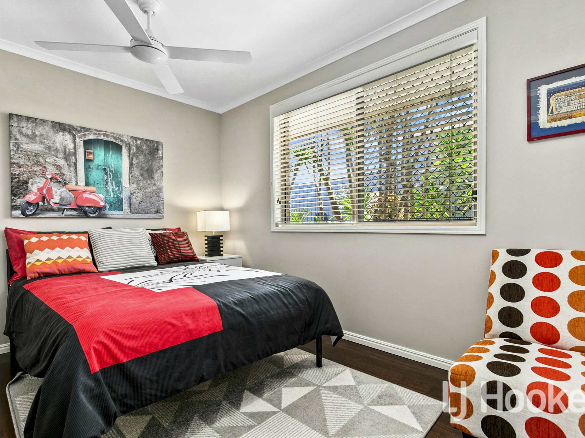 12 Dean Court, URRAWEEN