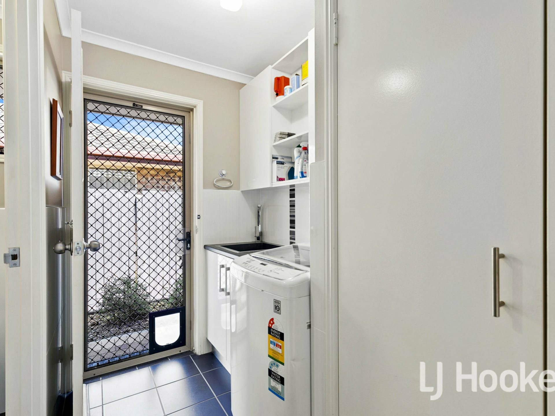 12 Dean Court, URRAWEEN