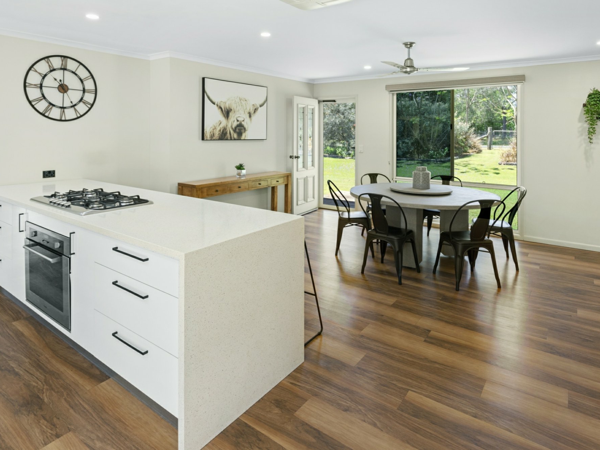 97 Seaview Drive, BOORAL