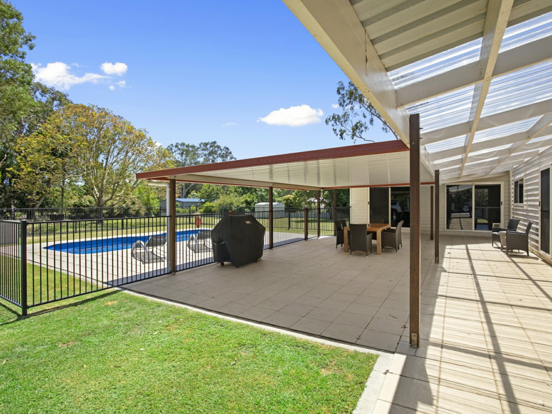 97 Seaview Drive, BOORAL