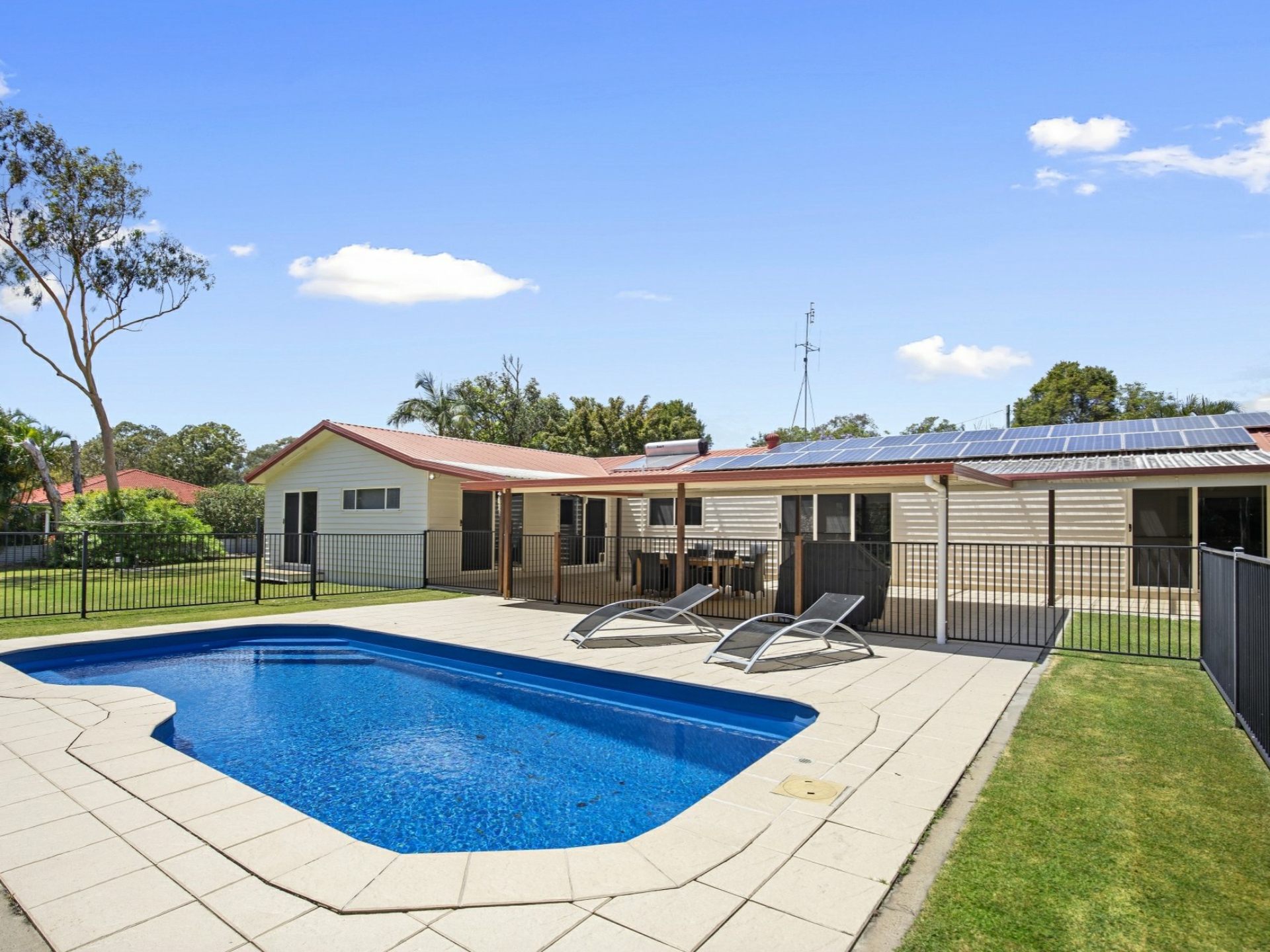 97 Seaview Drive, BOORAL