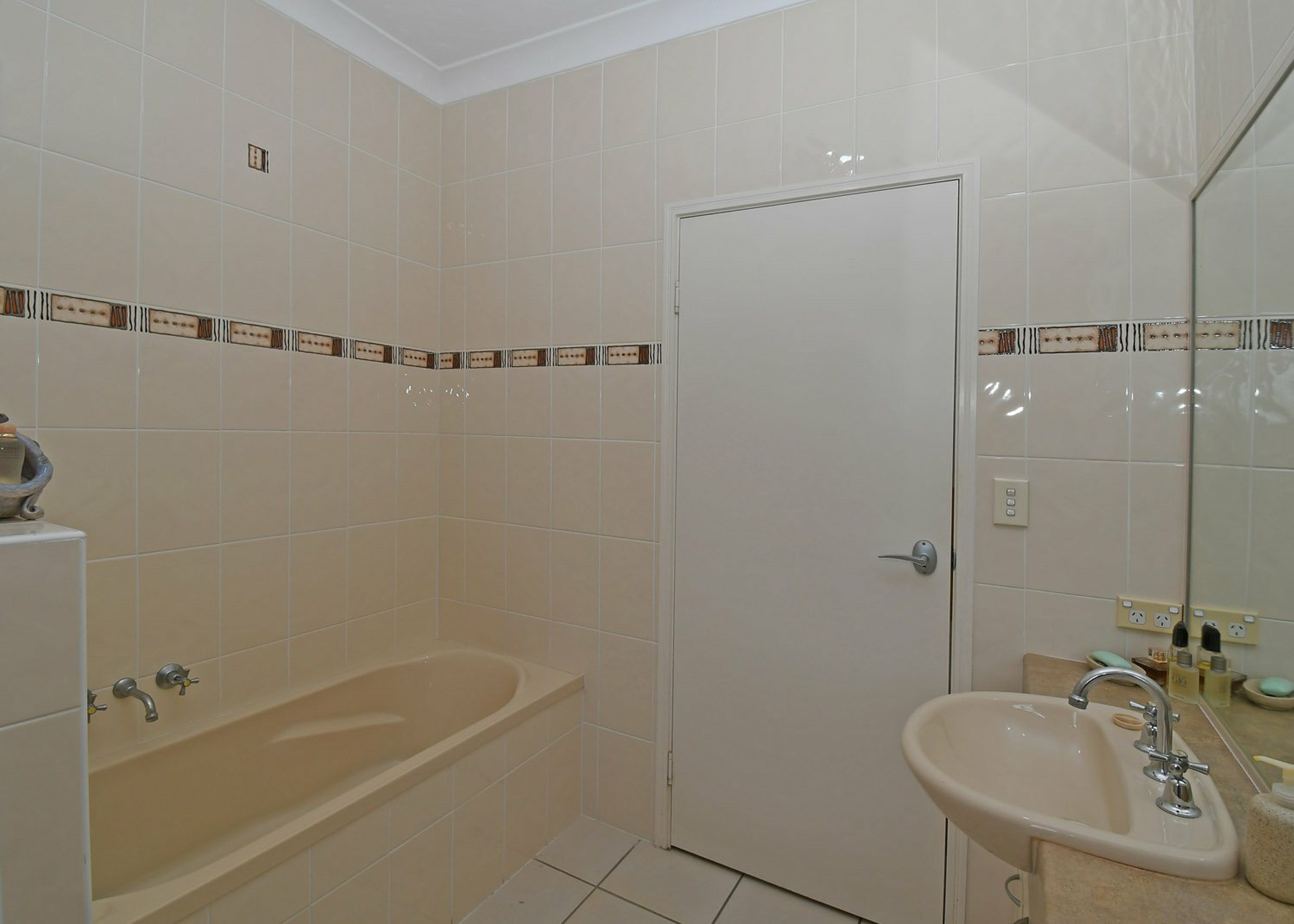 60/34-56 Elizabeth Street, URANGAN