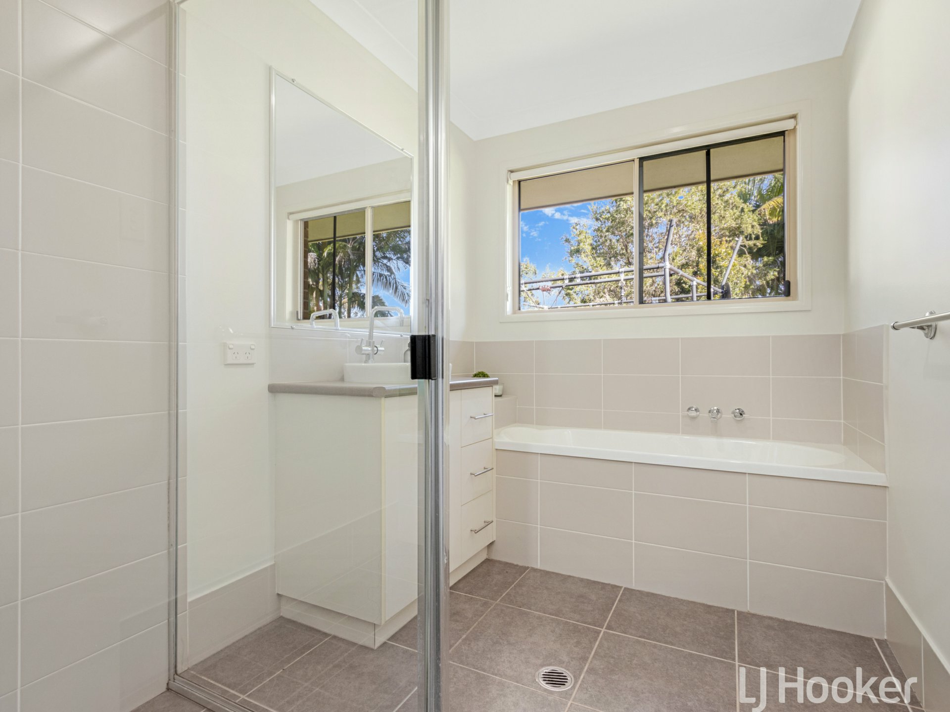 30 Lilly Pilly Drive, OAKHURST