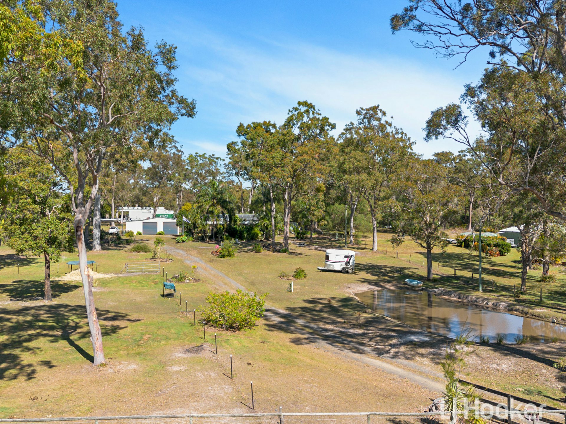 43 Dreamtime Avenue, BURRUM HEADS