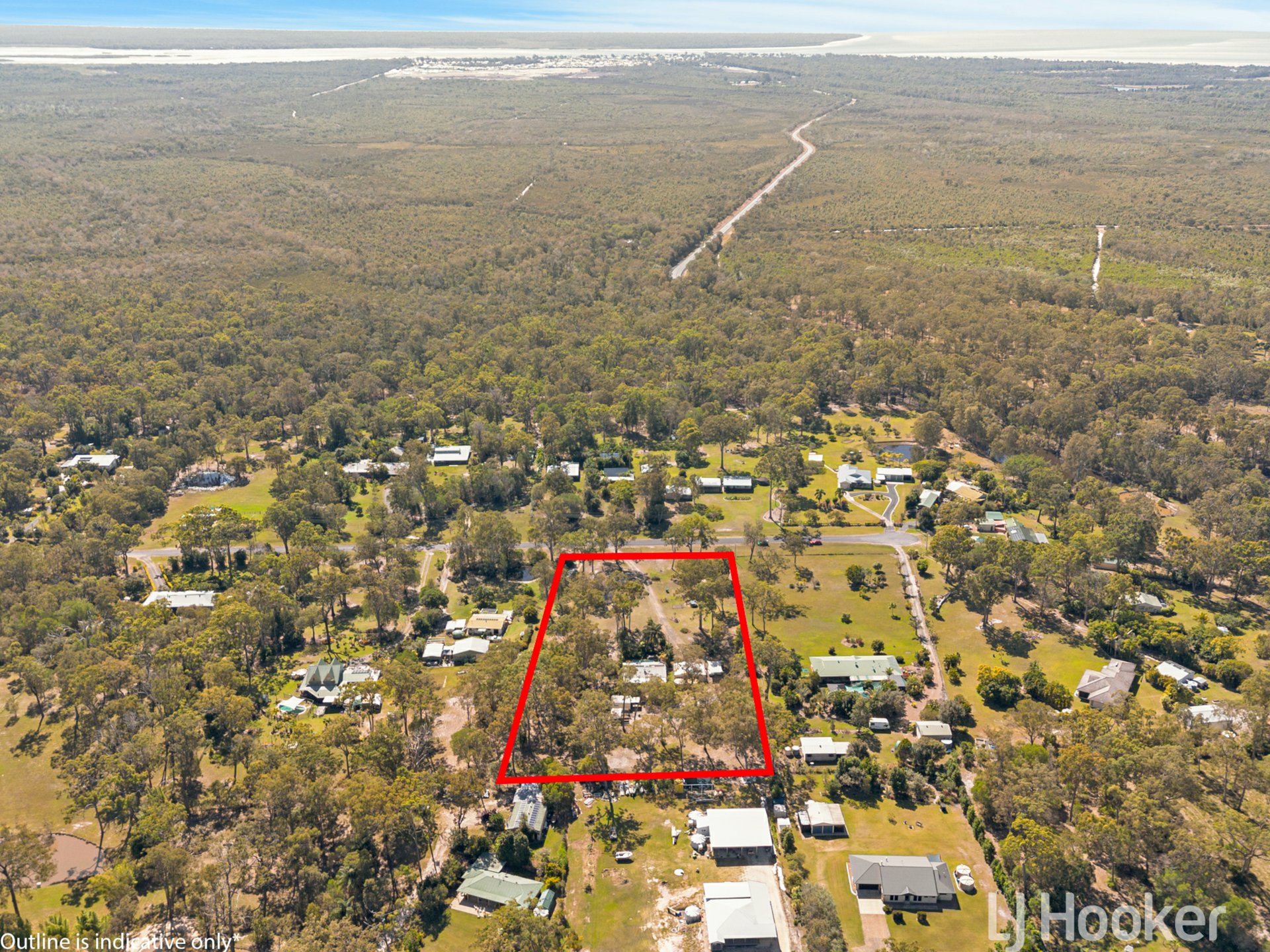 43 Dreamtime Avenue, BURRUM HEADS