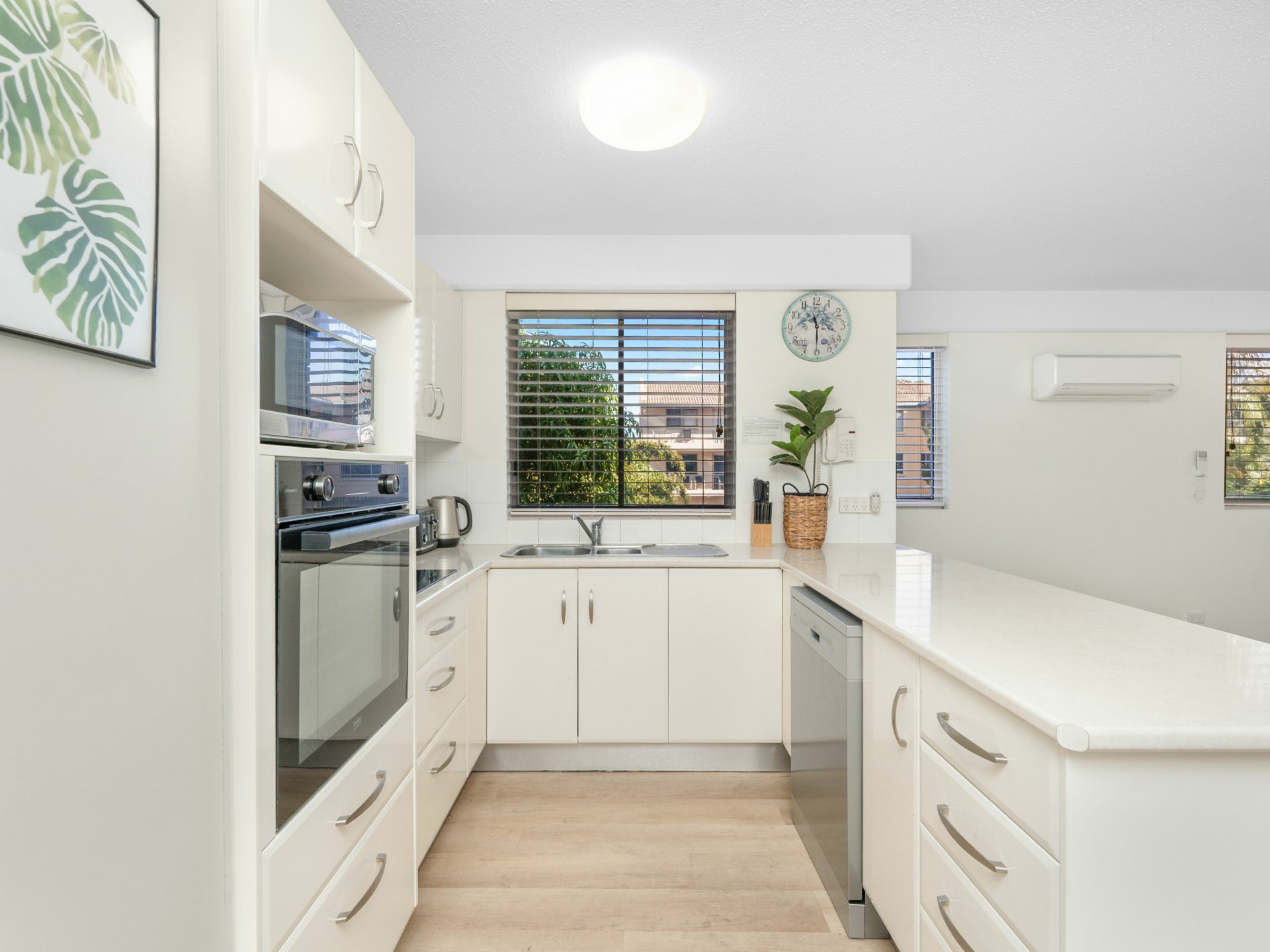 Unit 17/386 CHARLTON ESPLANADE, TORQUAY