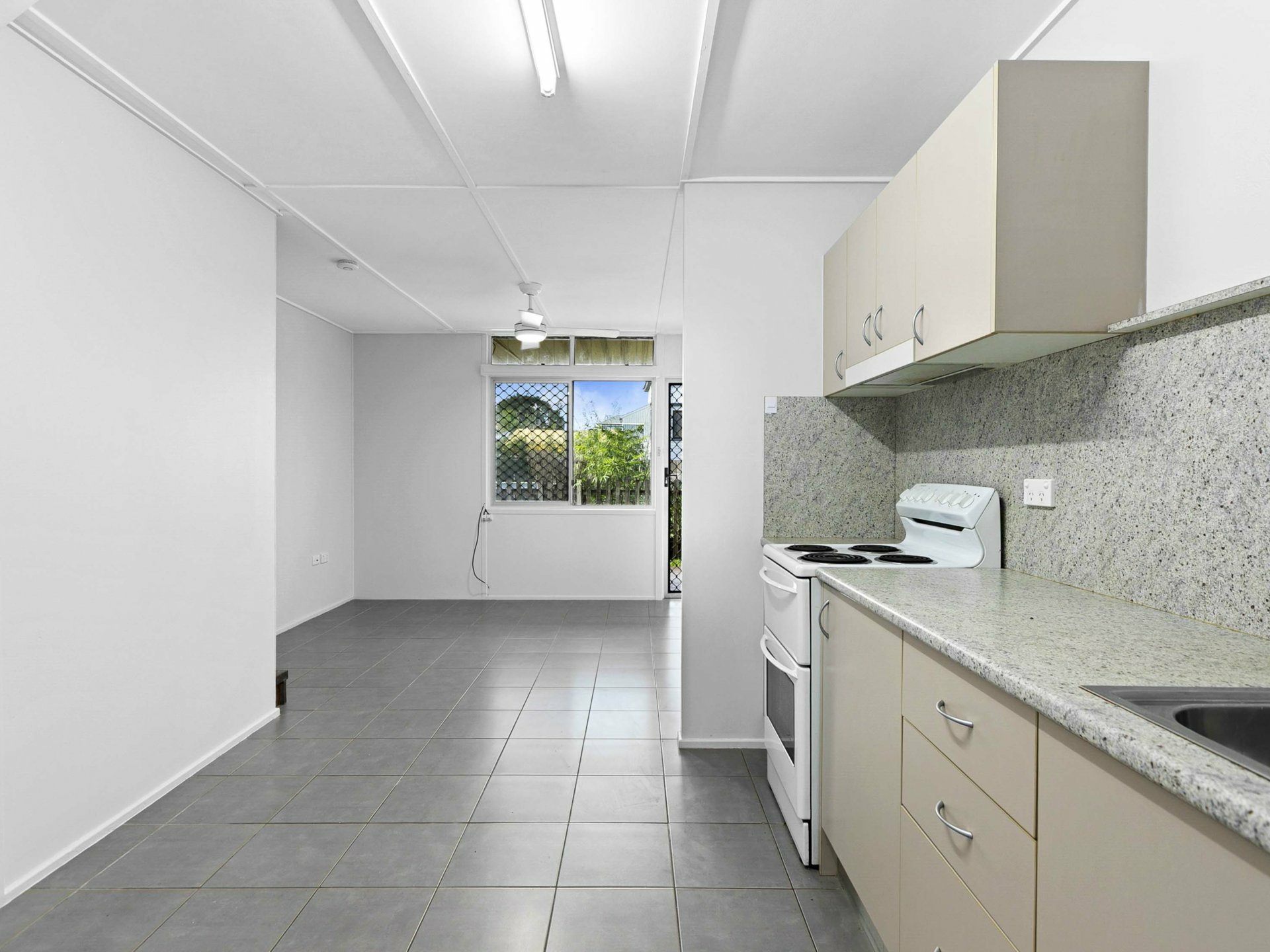 U4/284 John Street, MARYBOROUGH