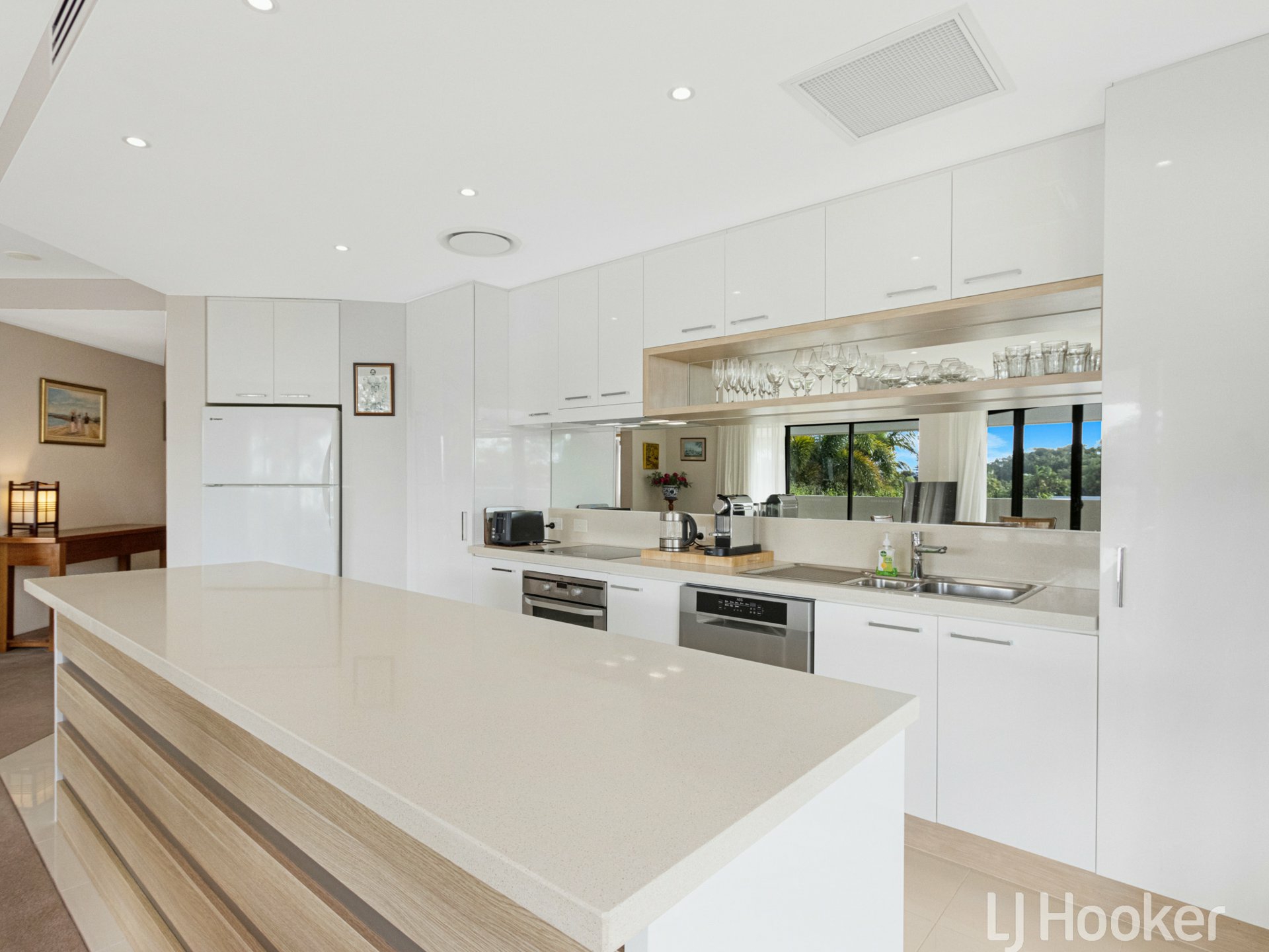 Unit 305/468 Esplanade, TORQUAY