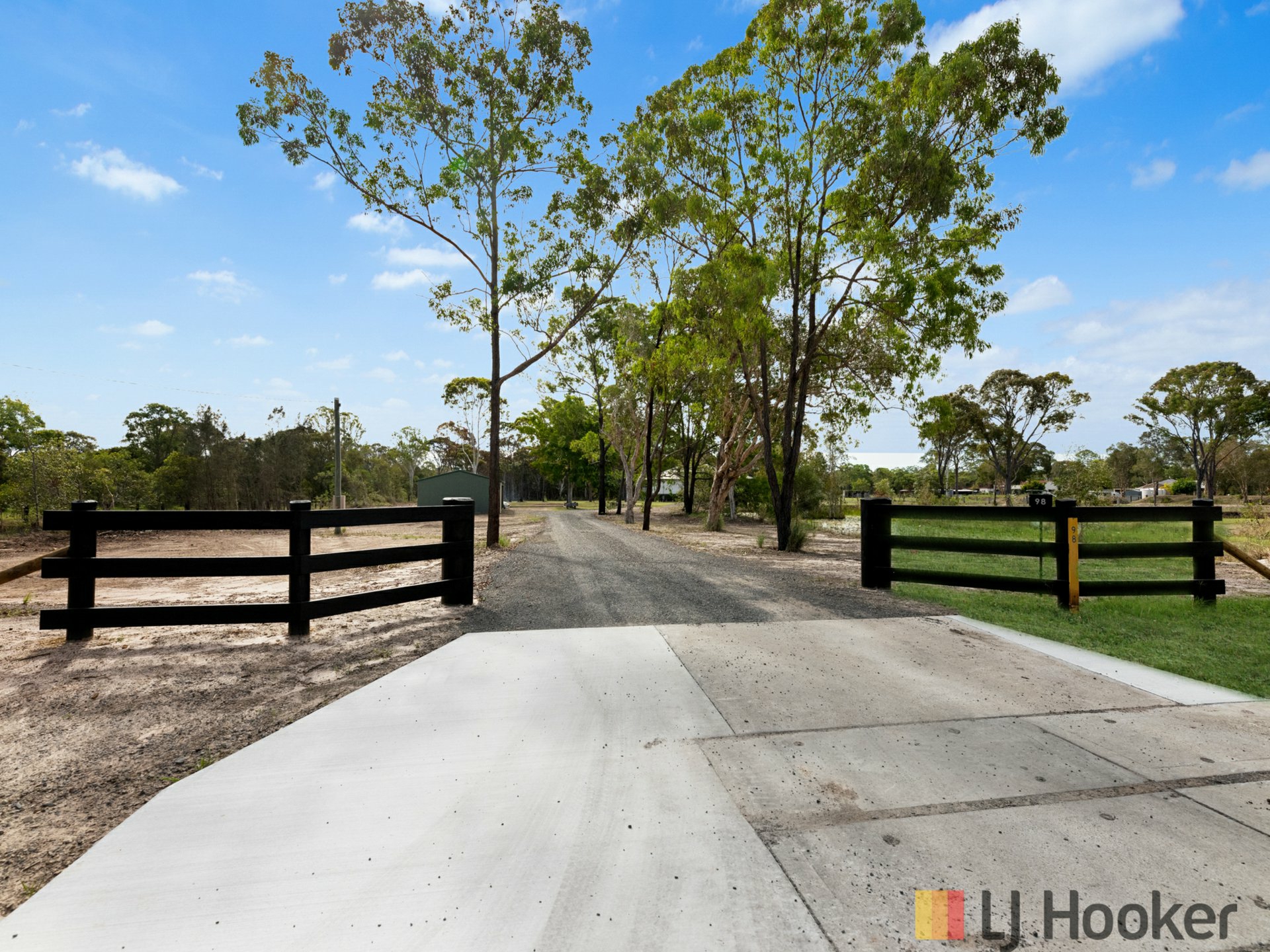 98 Moorabinda Drive — photo 3 of 22