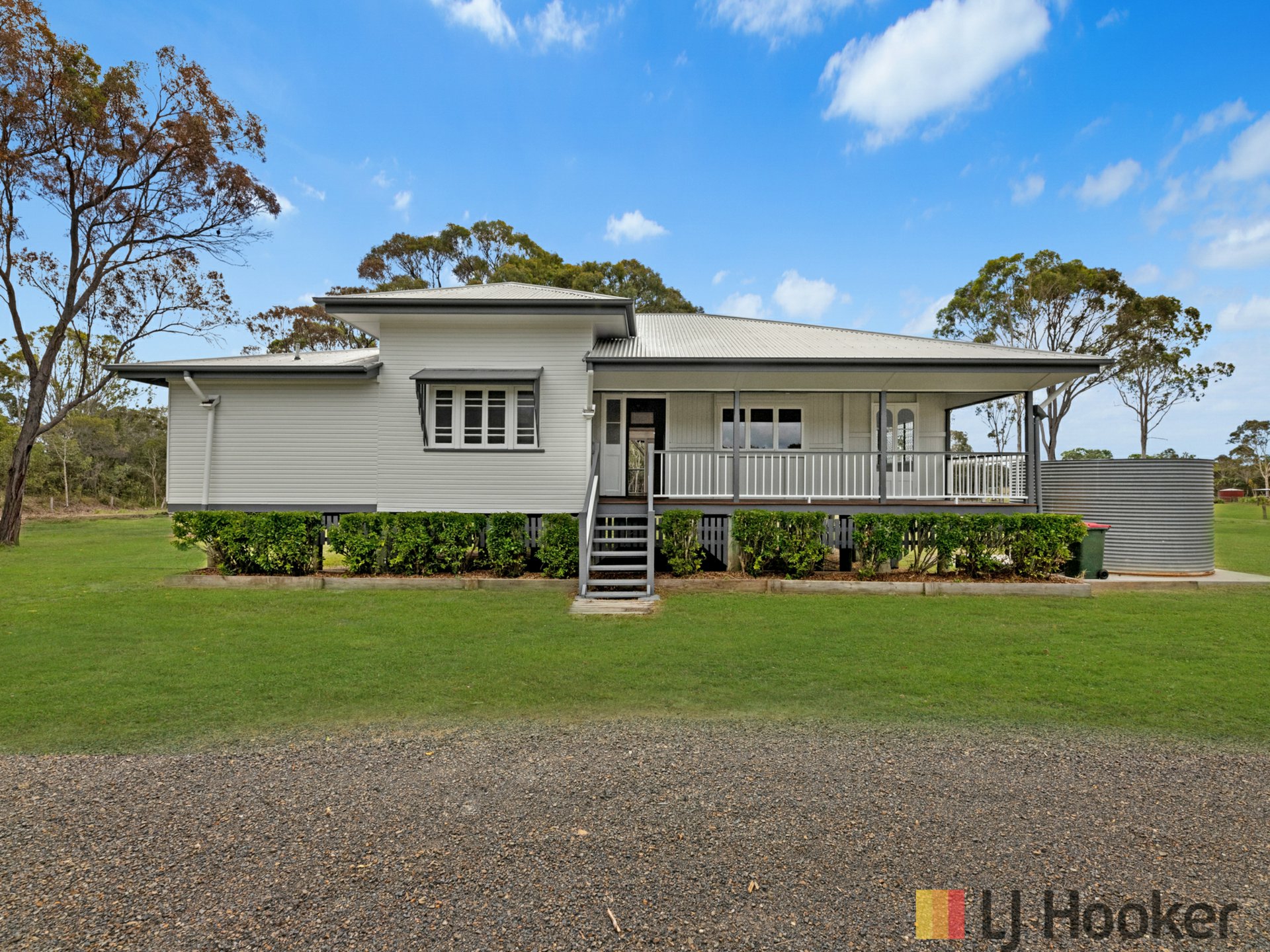 98 Moorabinda Drive — photo 4 of 22