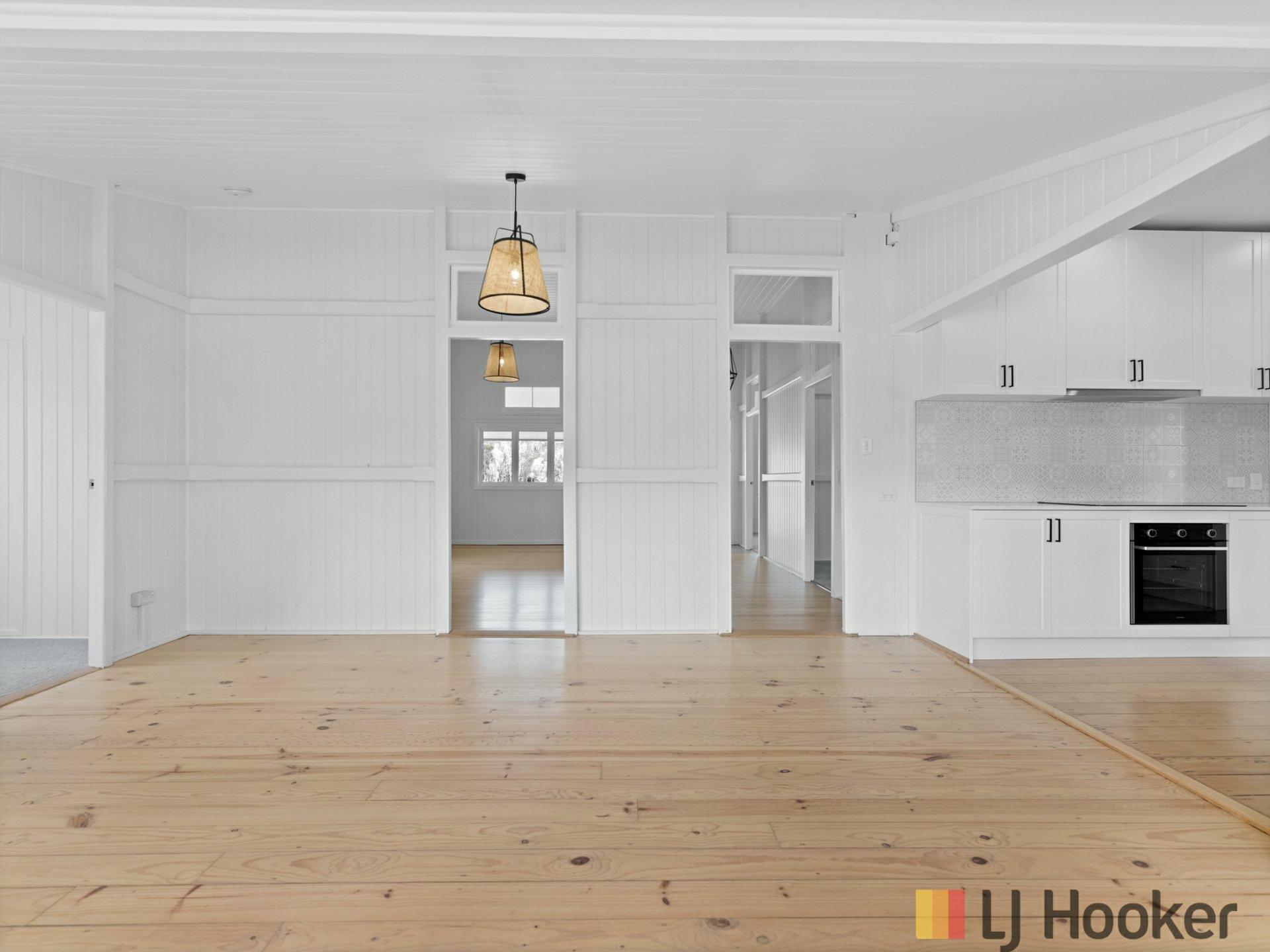 98 Moorabinda Drive — photo 5 of 22