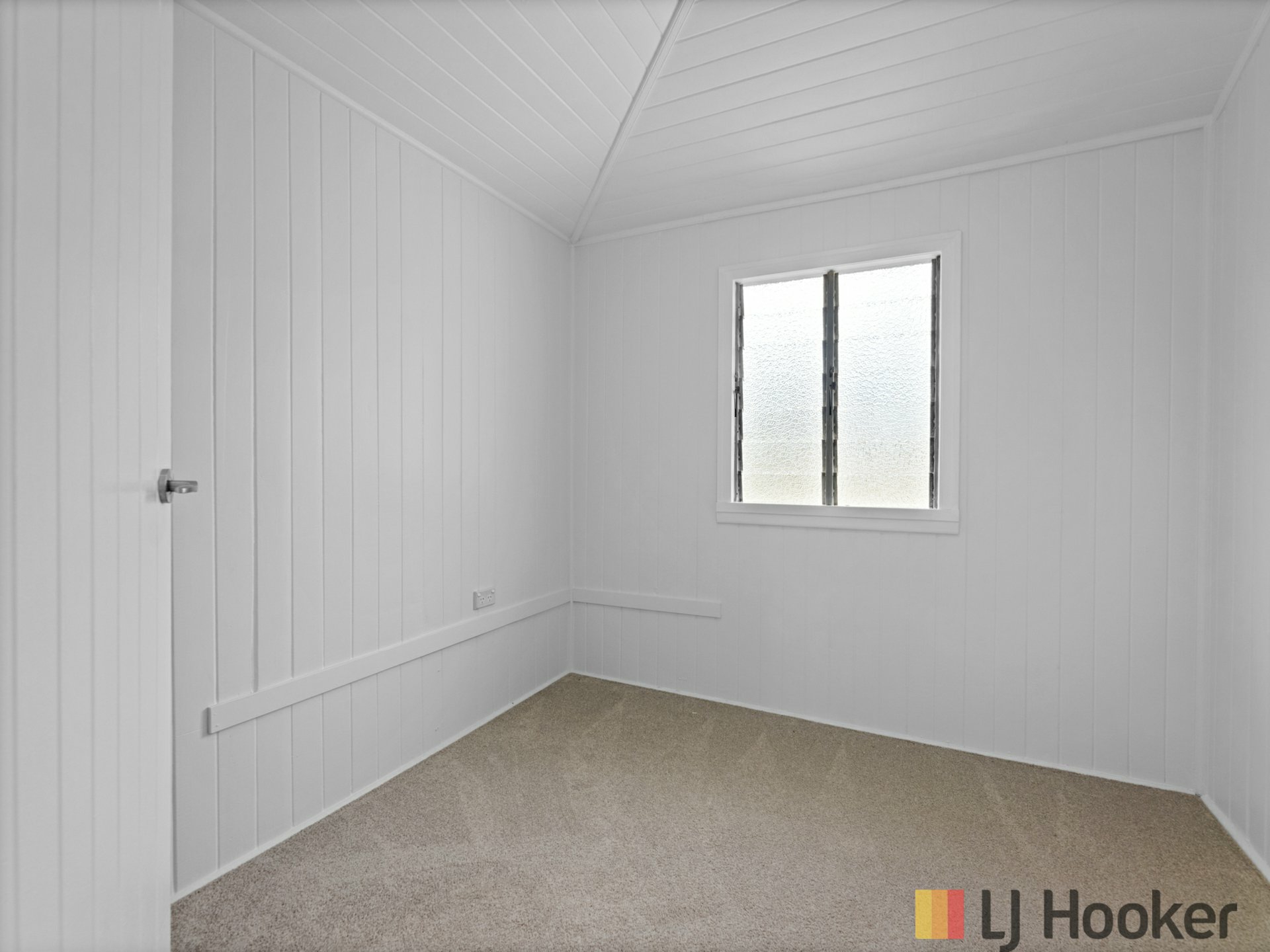 98 Moorabinda Drive — photo 9 of 22