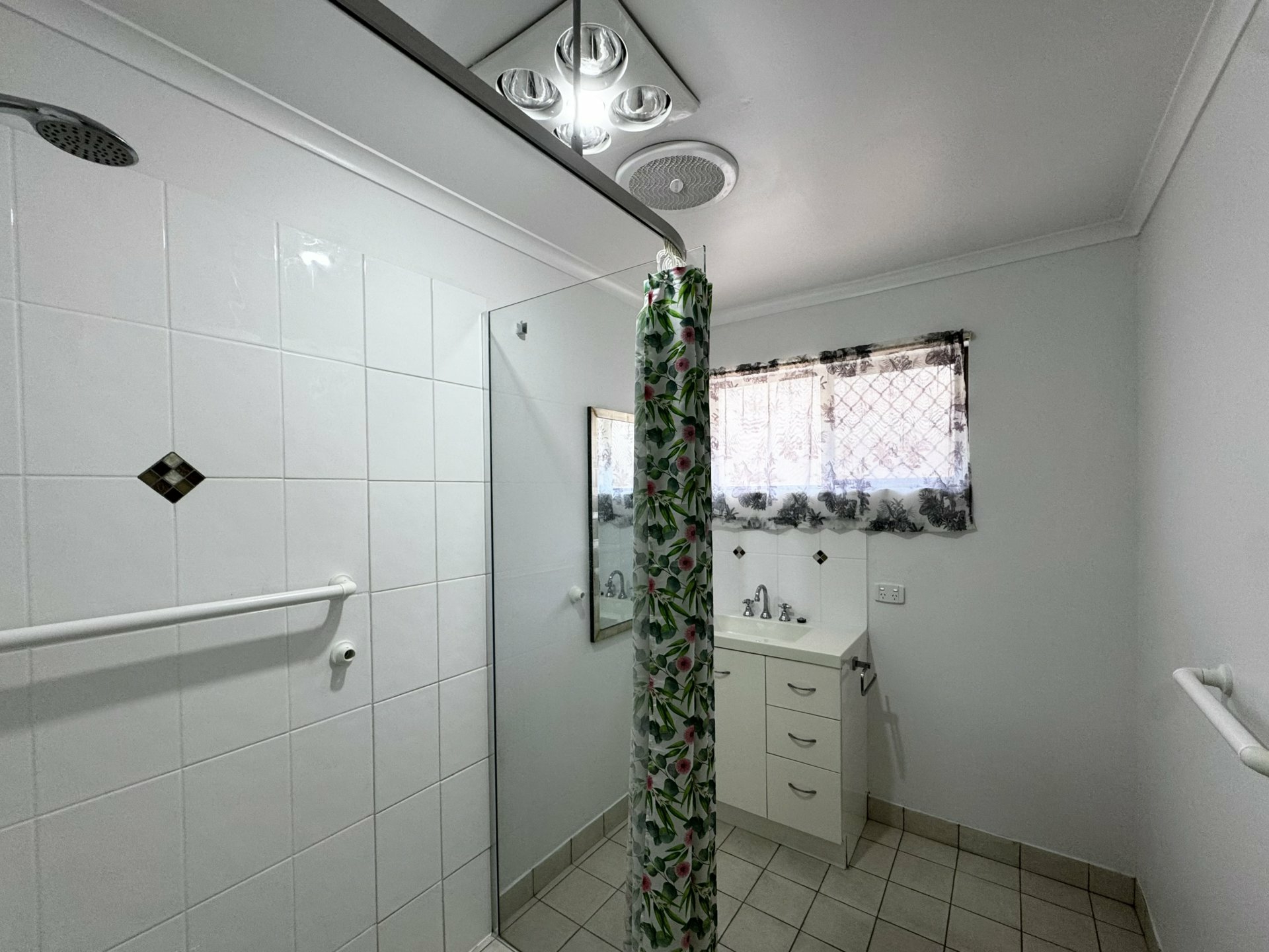 14 Stuart Court — photo 7 of 10