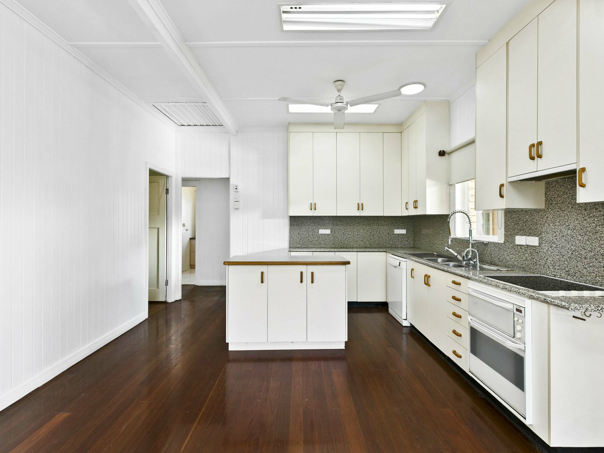 15 George Street — photo 3 of 21