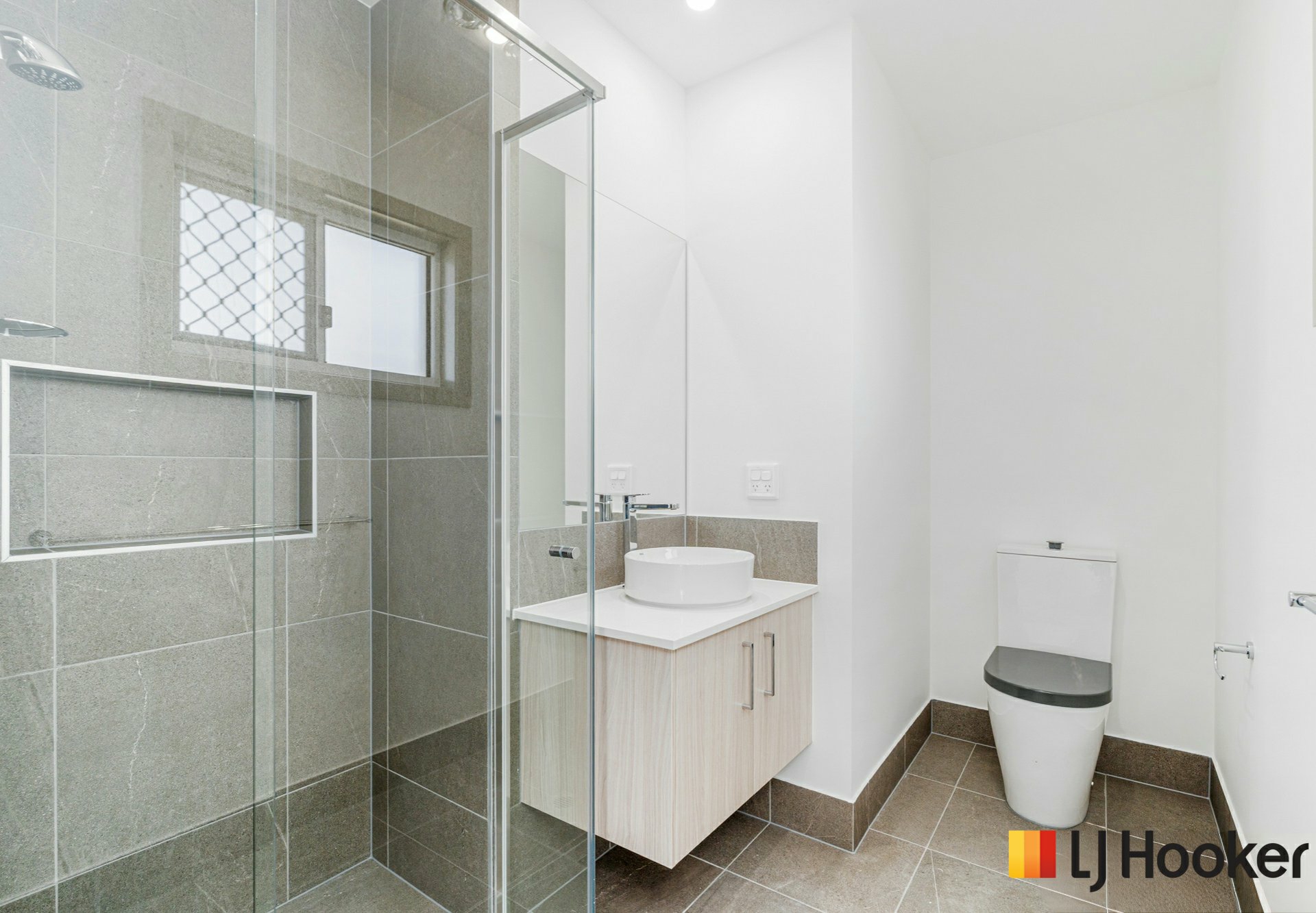43 Dougan Street — photo 11 of 19
