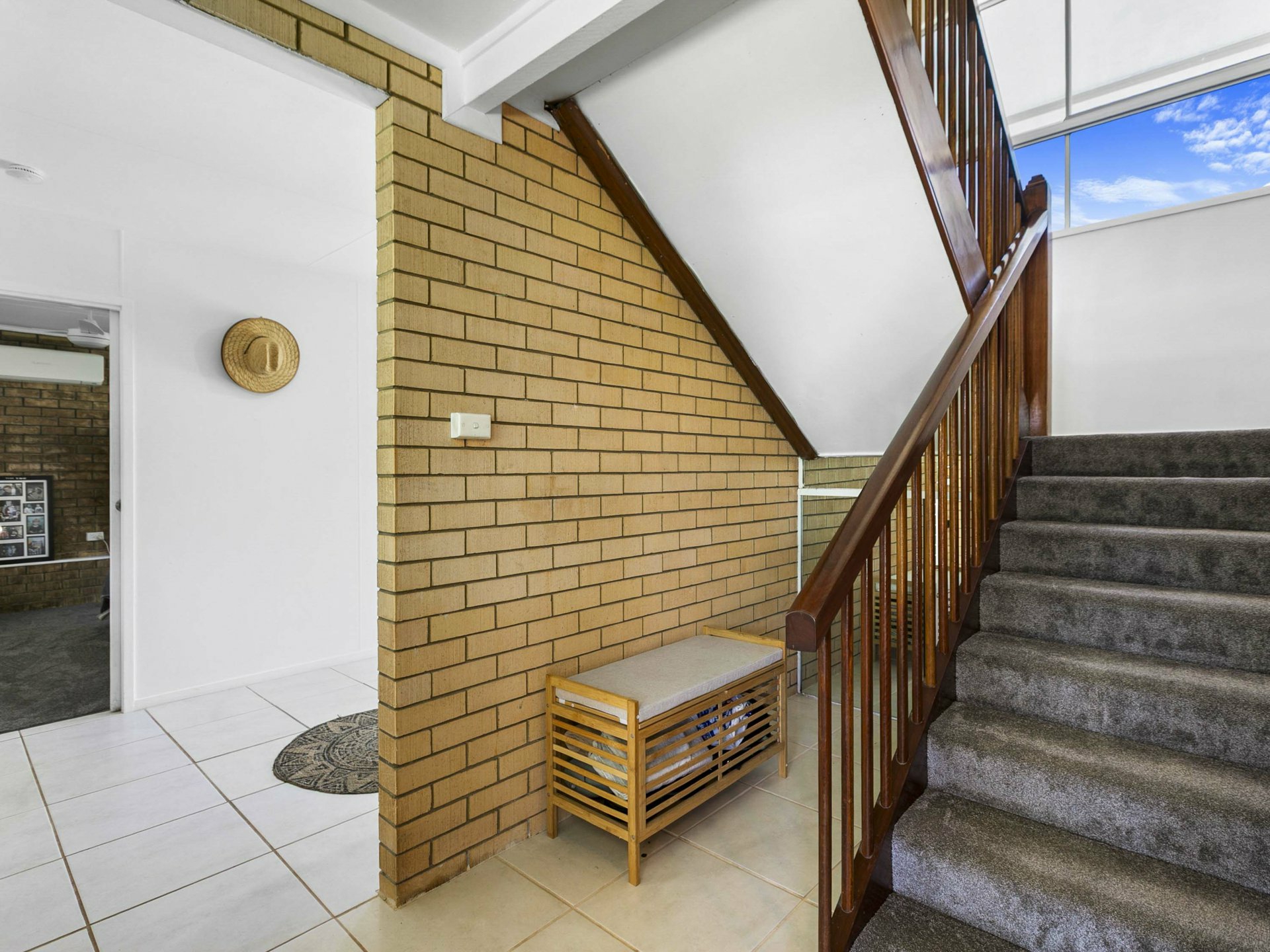 40 La Frantz Drive — photo 7 of 29