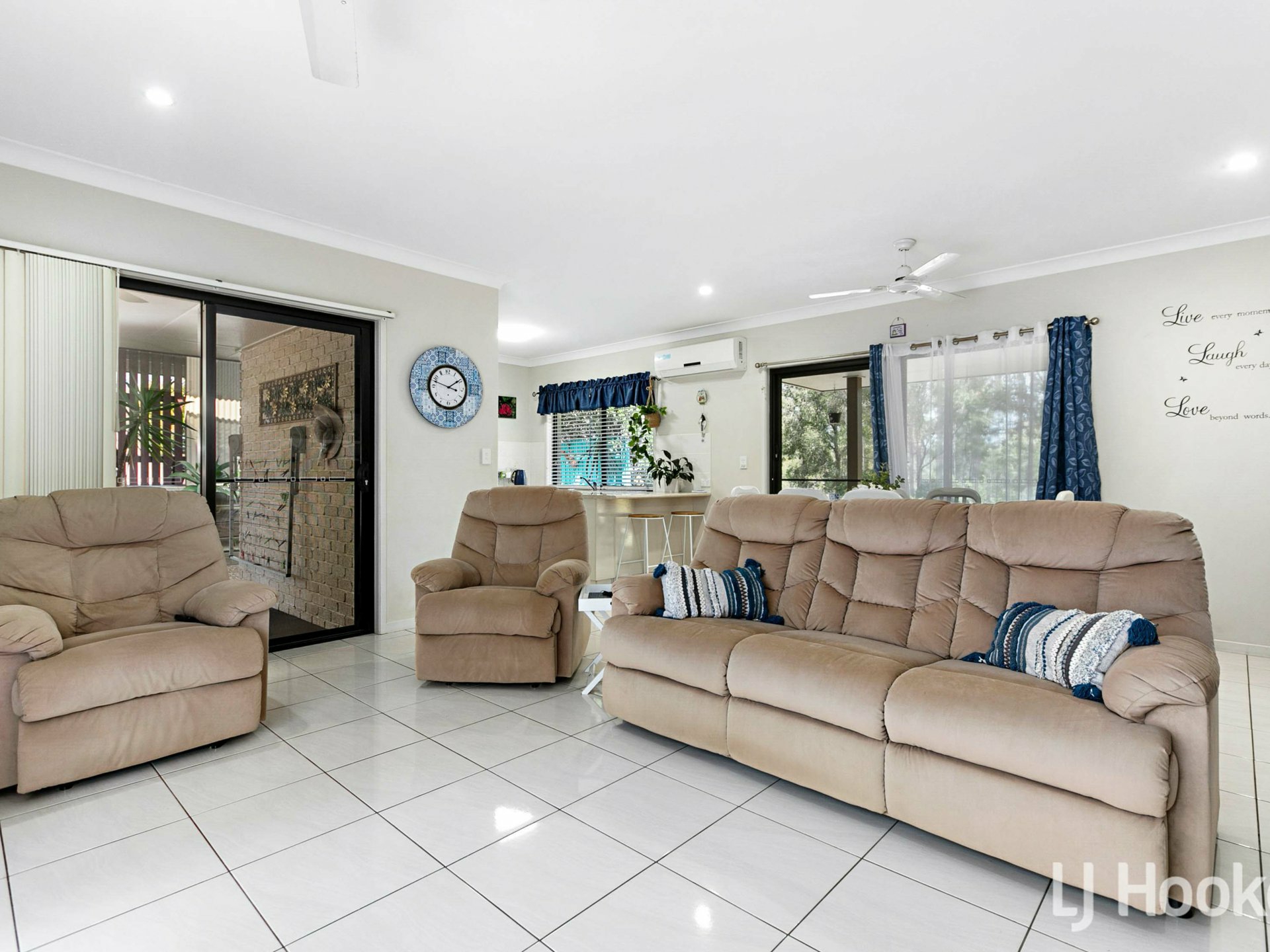 10-12 Ashleigh Court — photo 29 of 30