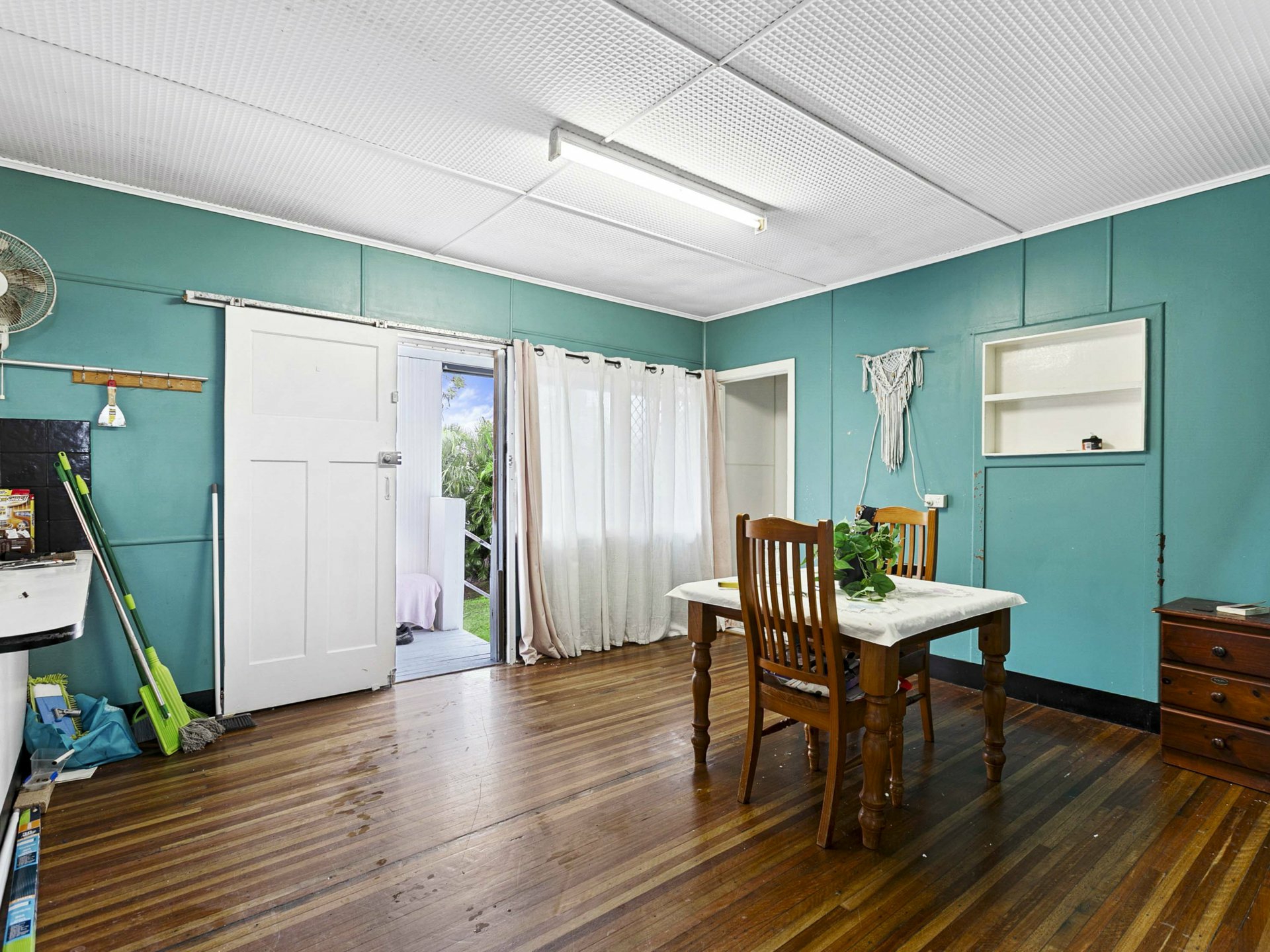 12 Crimmens Street — photo 6 of 17