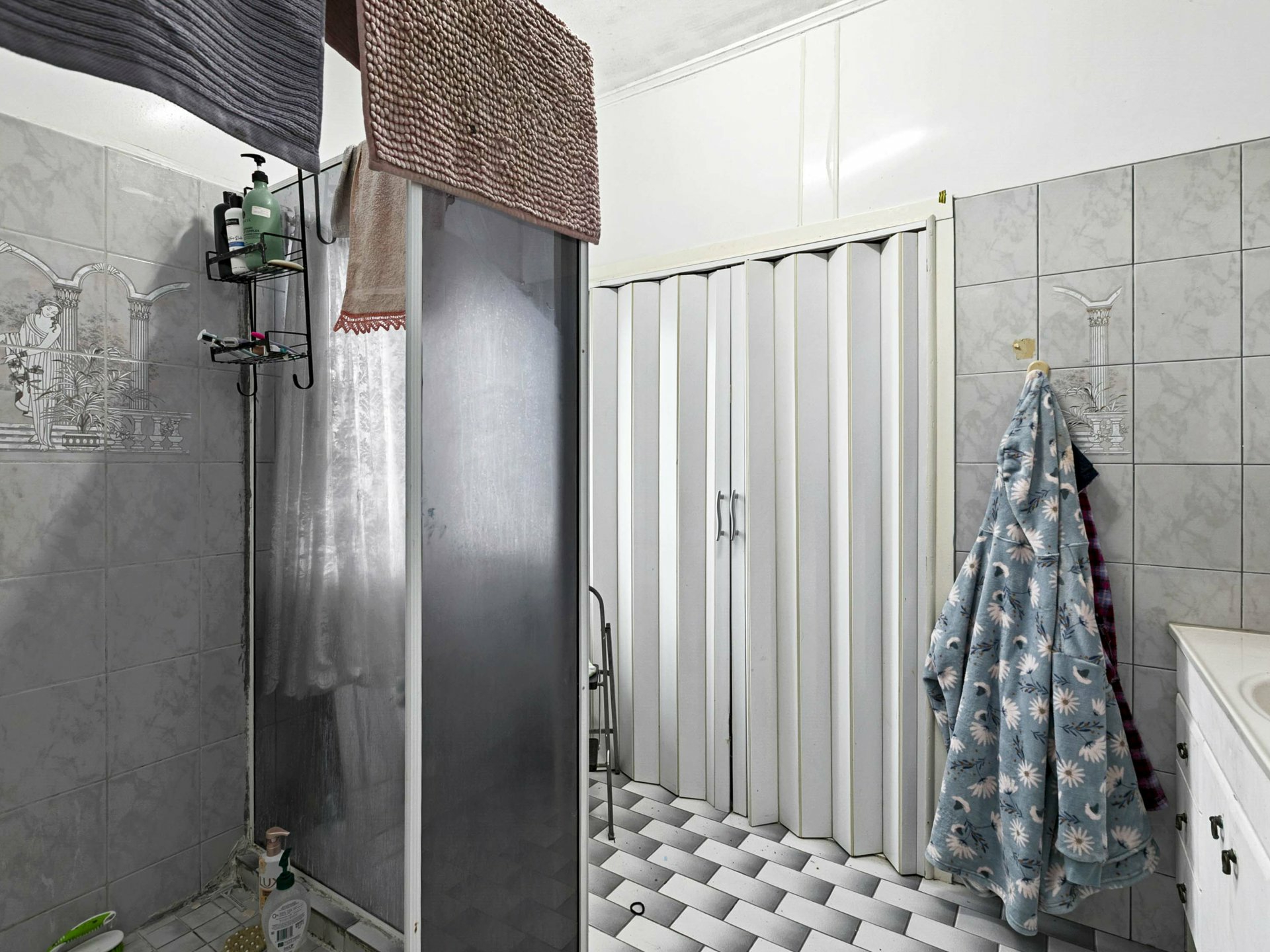 12 Crimmens Street — photo 12 of 17
