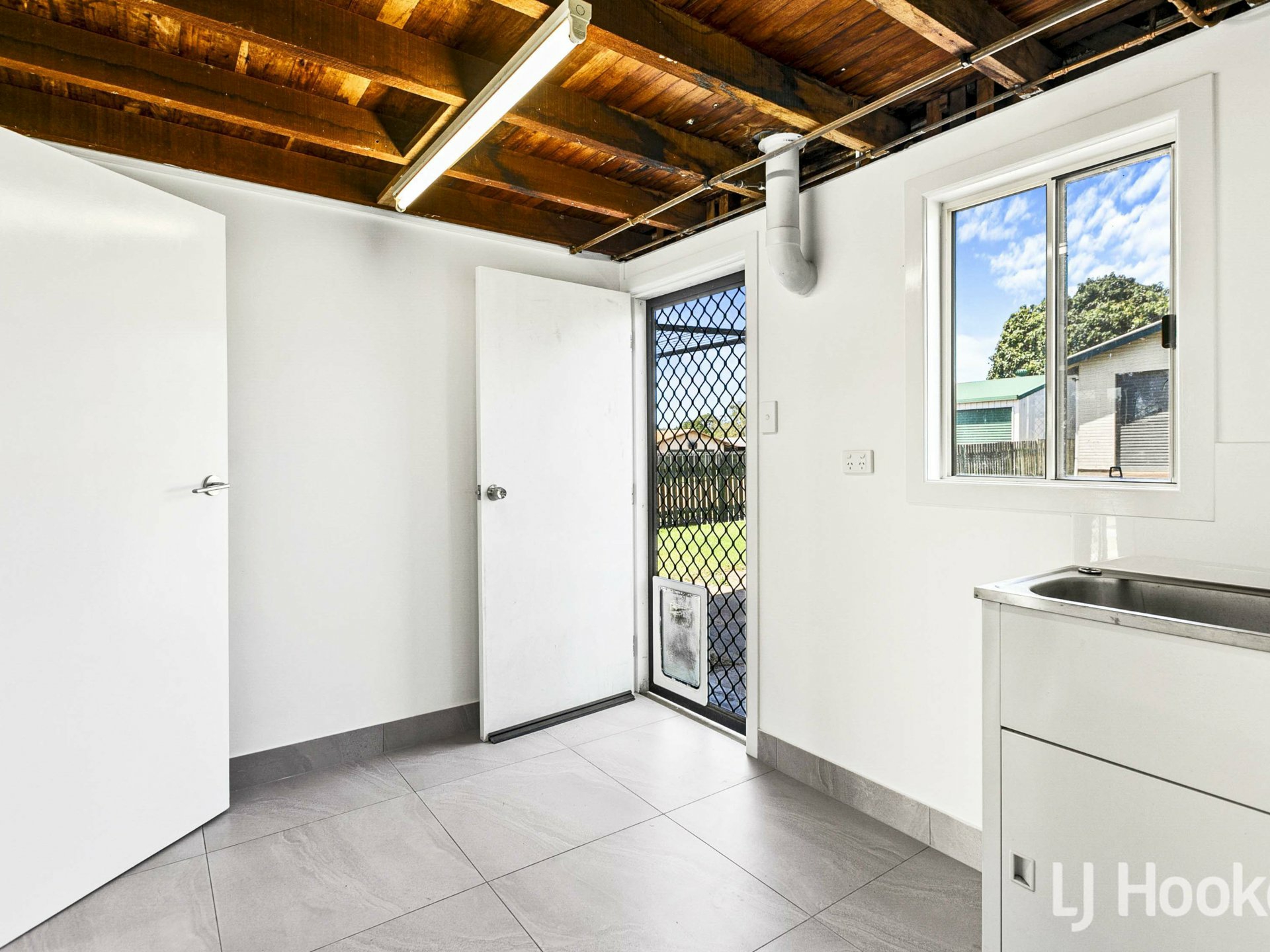 59 Richard Street — photo 15 of 21