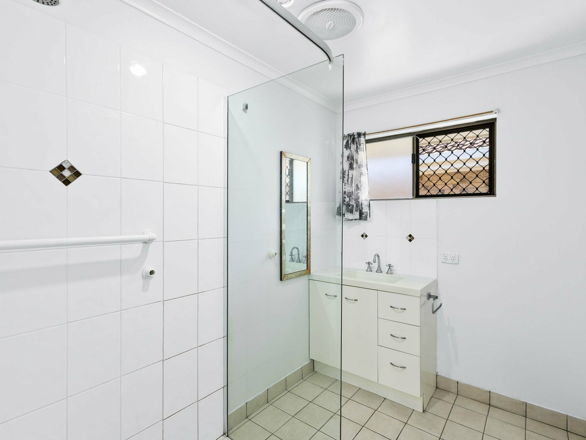 14 Stuart Court — photo 11 of 16