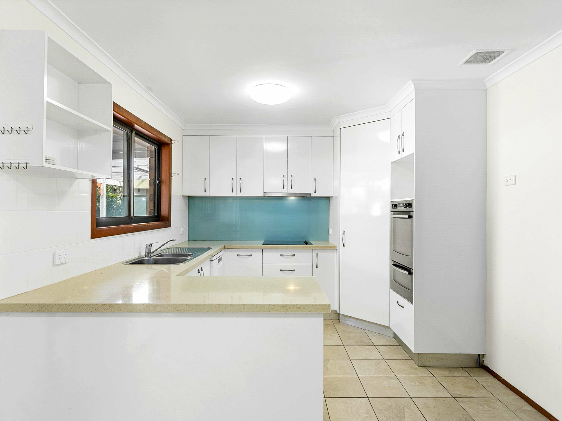 158 Gympie Road — photo 5 of 28