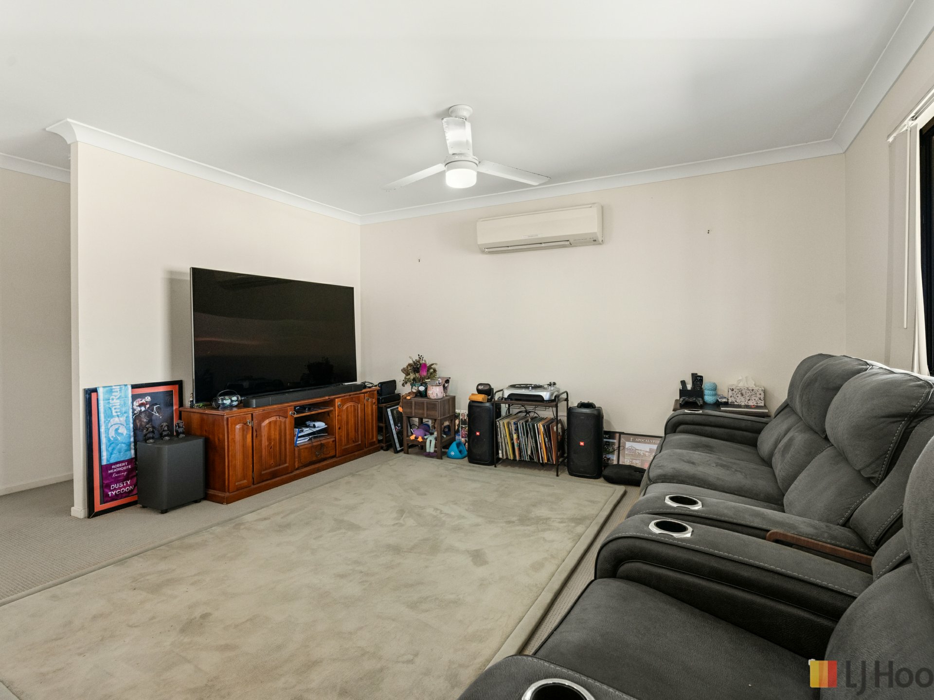 2 Mia Court — photo 4 of 16