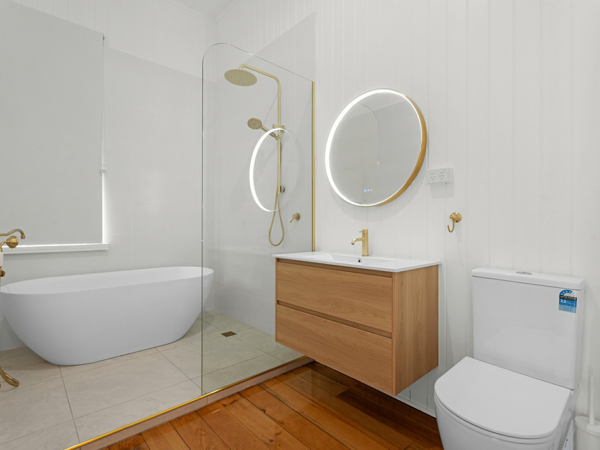 99 Queen Street — photo 15 of 24