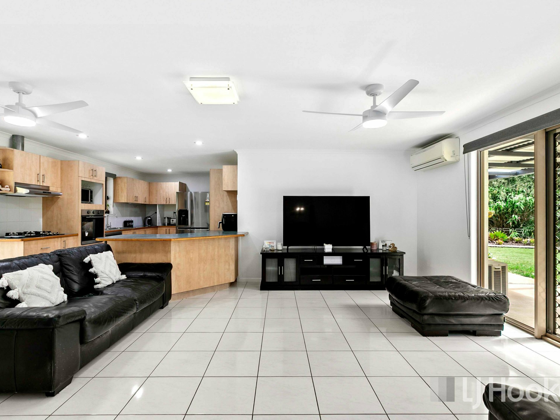 119 Curran Street — photo 13 of 30
