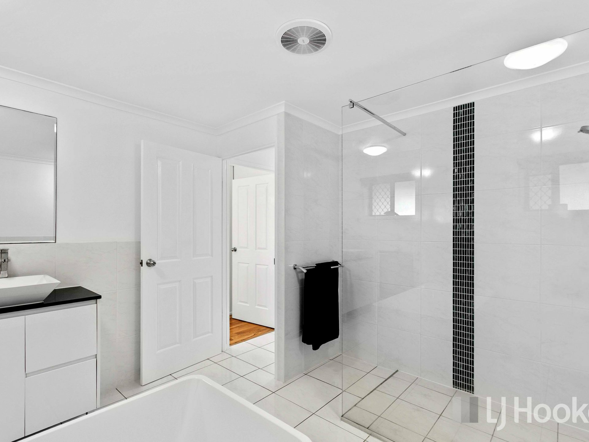 119 Curran Street — photo 18 of 30
