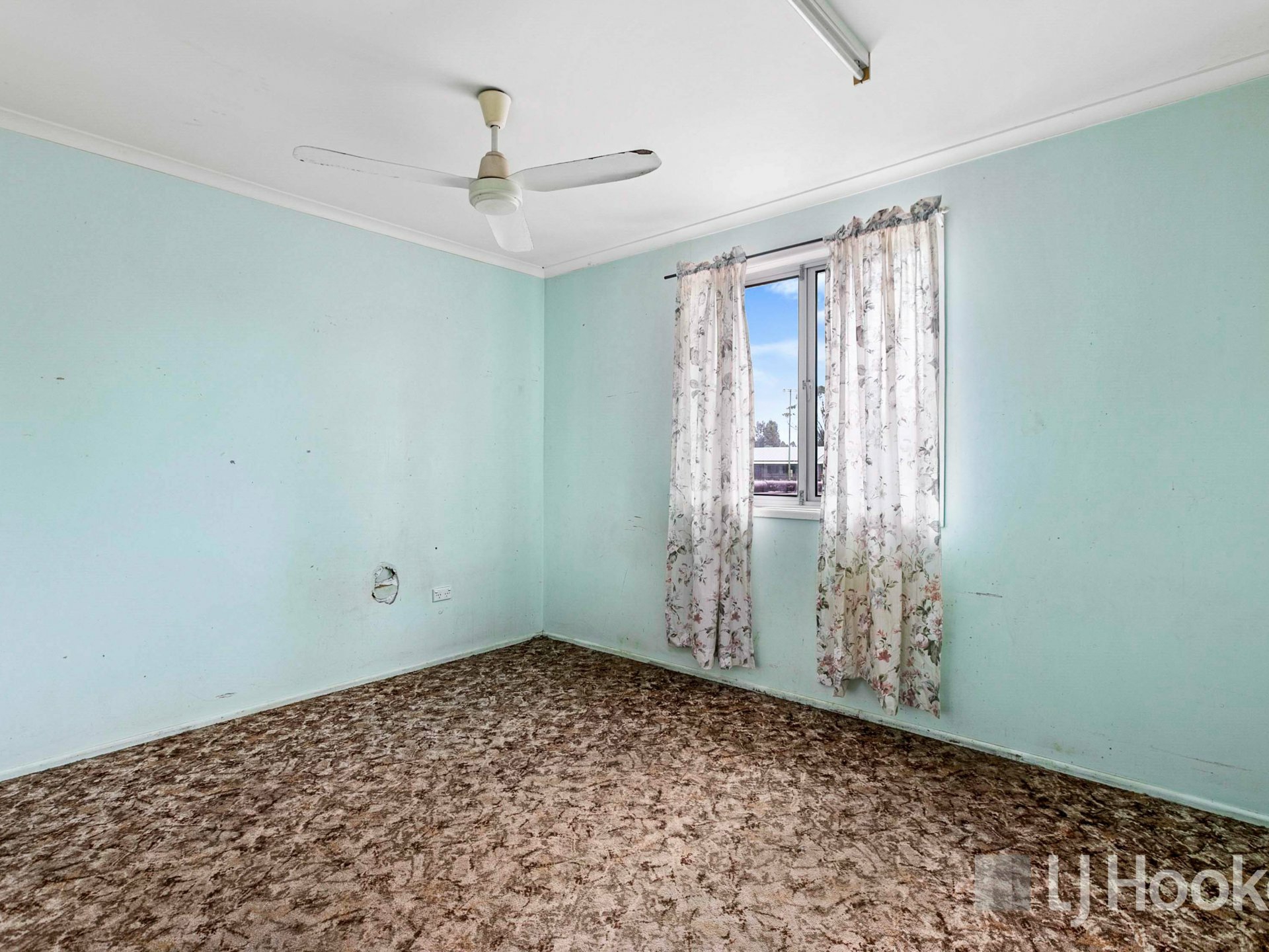 43 Banana Street — photo 3 of 14