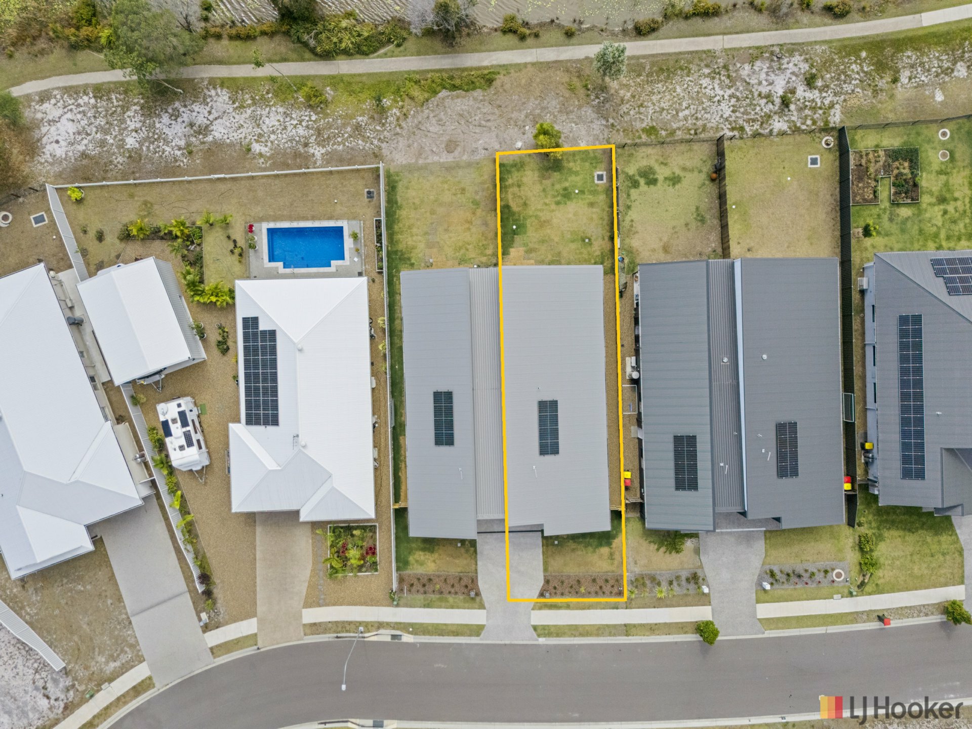 Unit 1A/11 Fathom Court — photo 17 of 17